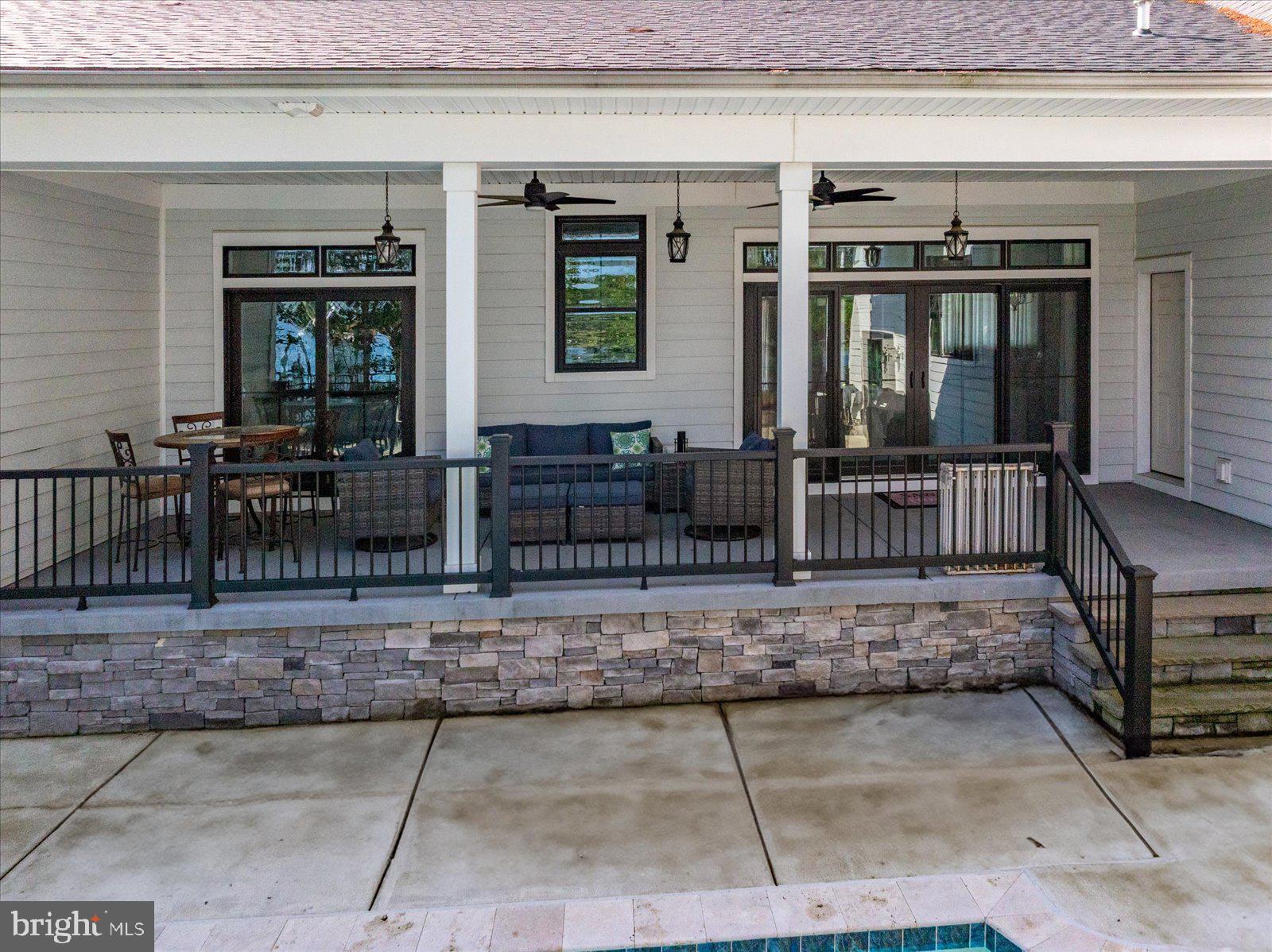 GLEN RIDDLE - Residential