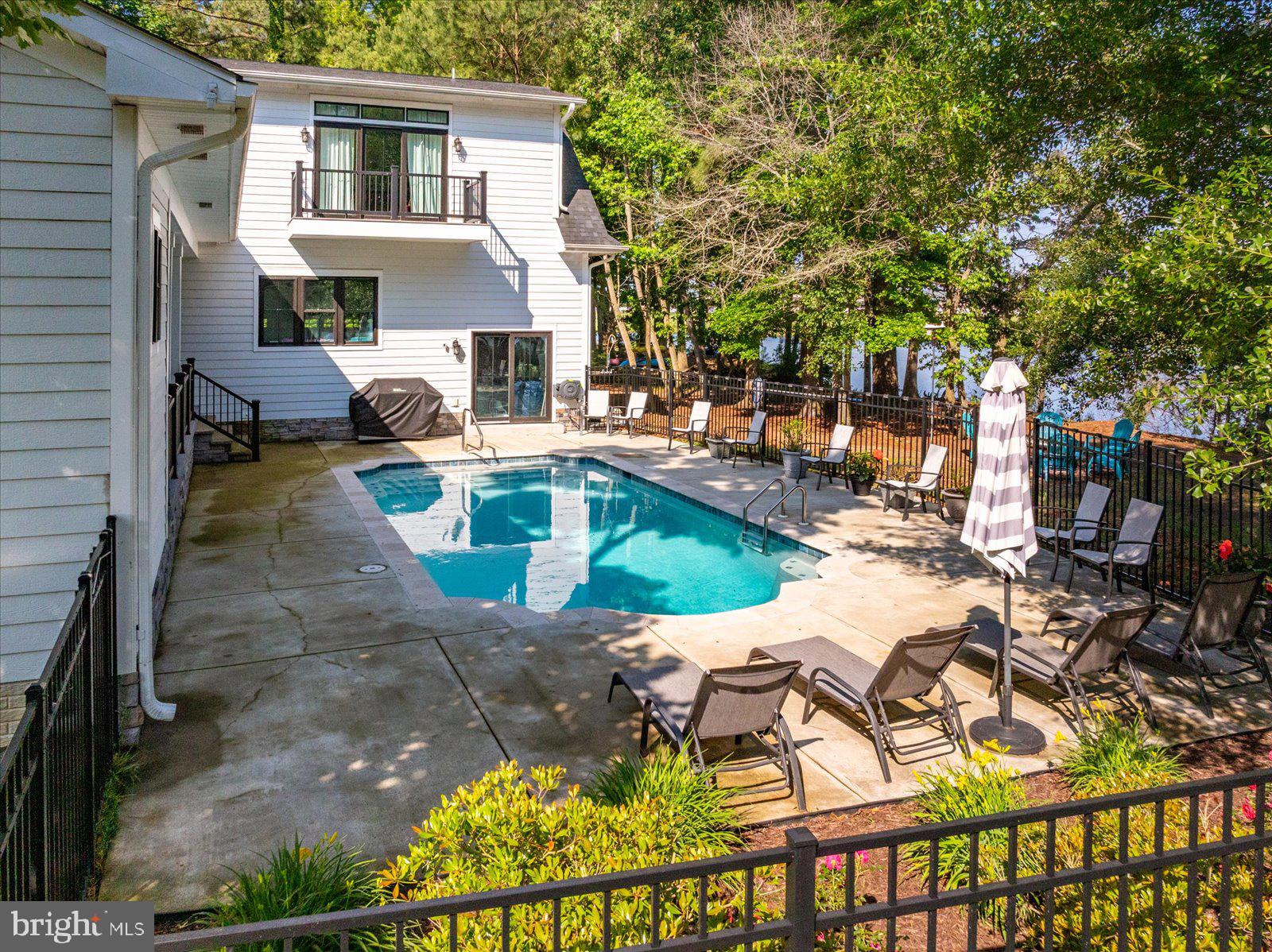 GLEN RIDDLE - Residential