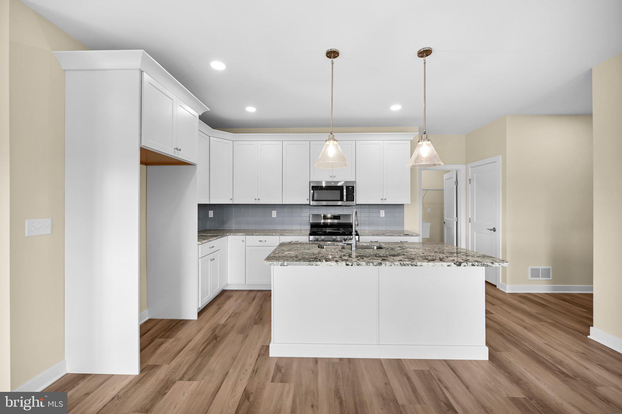 380 RIDGEFIELD DRIVE