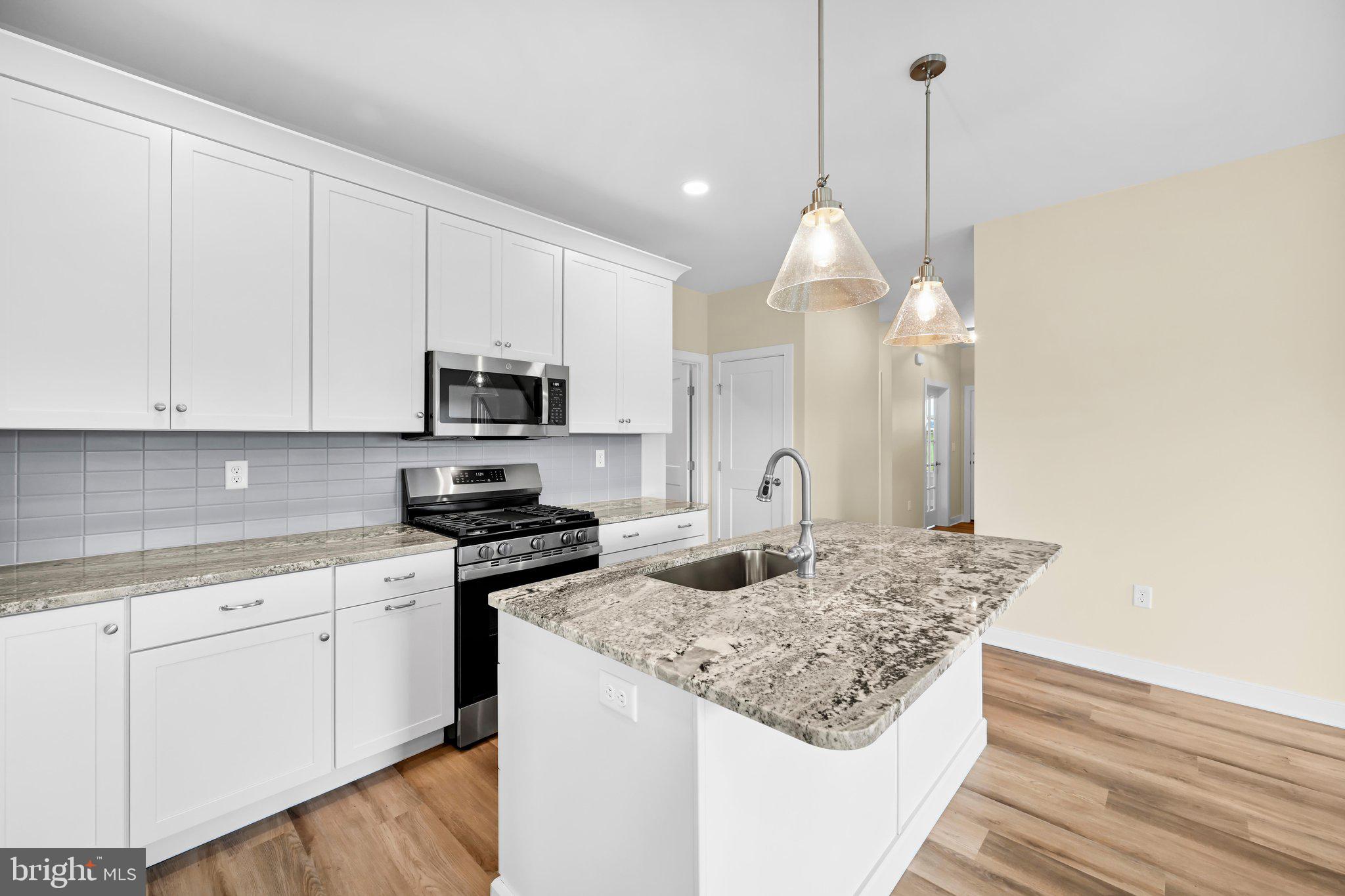 380 RIDGEFIELD DRIVE
