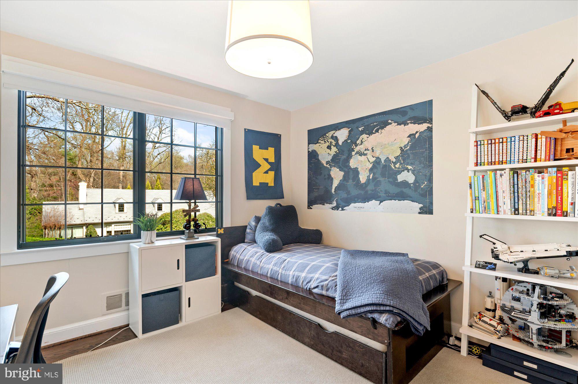 SPRING VALLEY - Residential