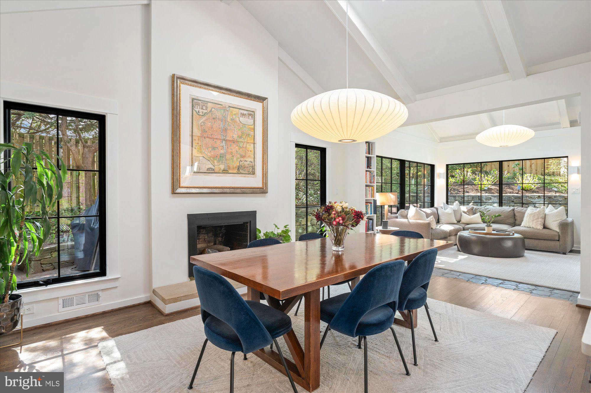 SPRING VALLEY - Residential