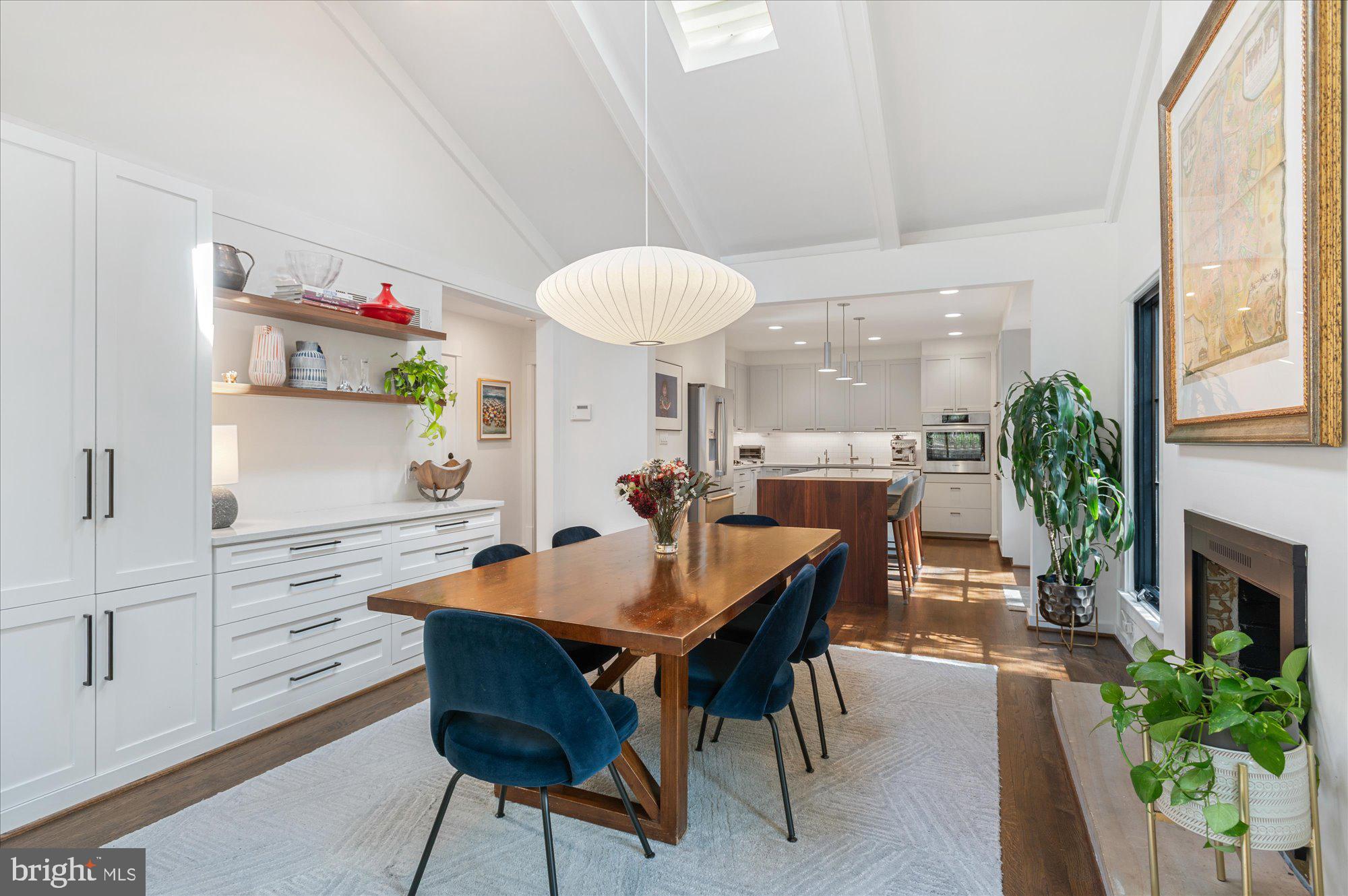 SPRING VALLEY - Residential