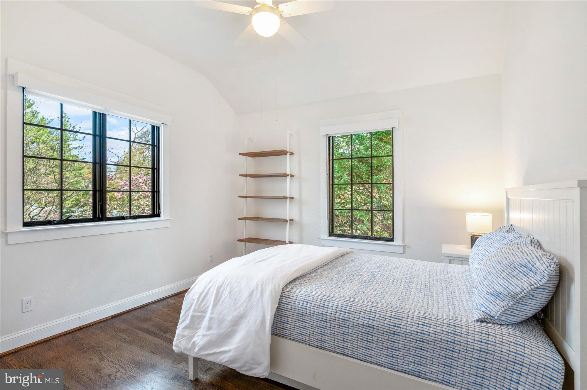 SPRING VALLEY - Residential