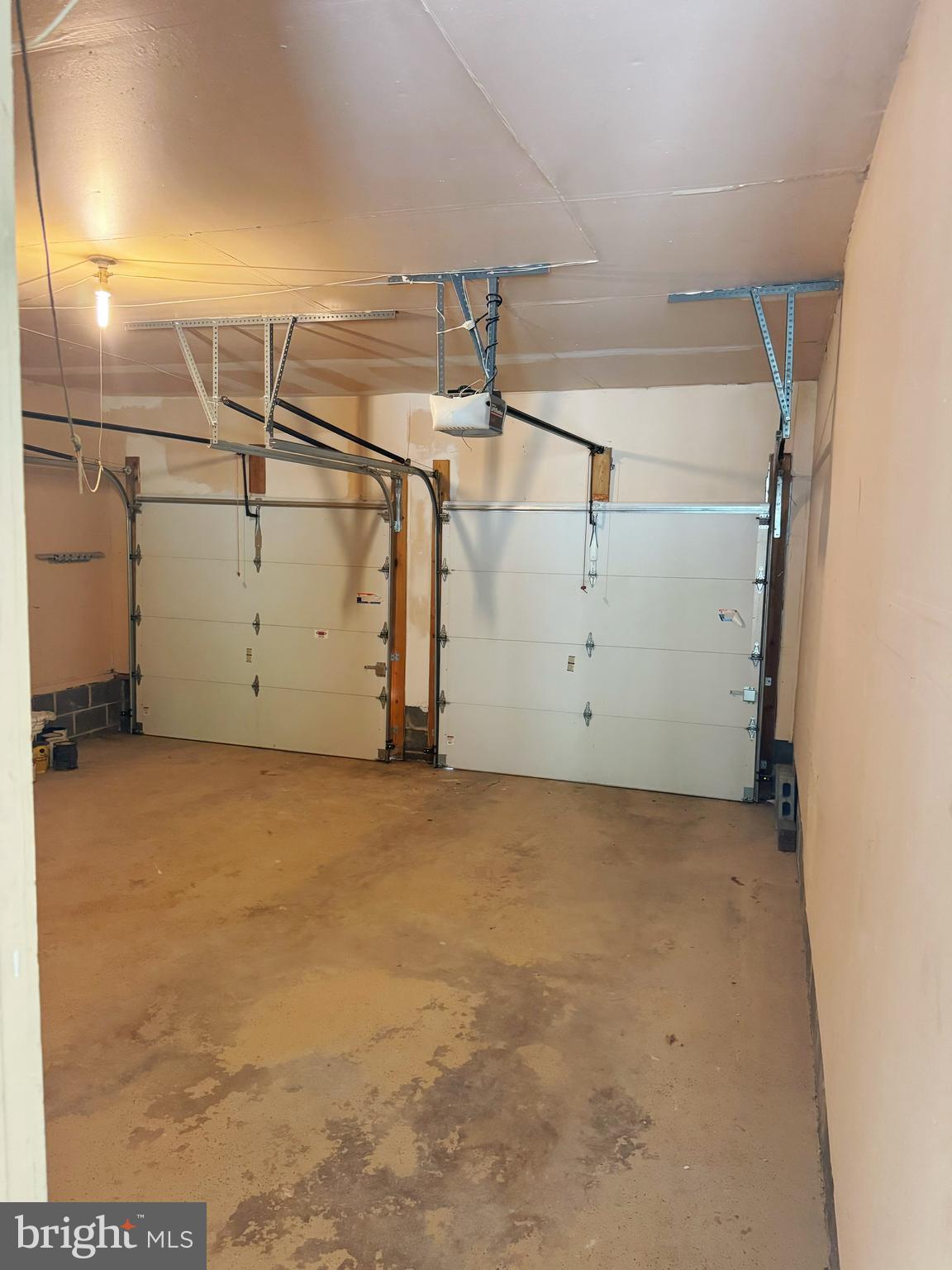 RAVENVIEW - Residential