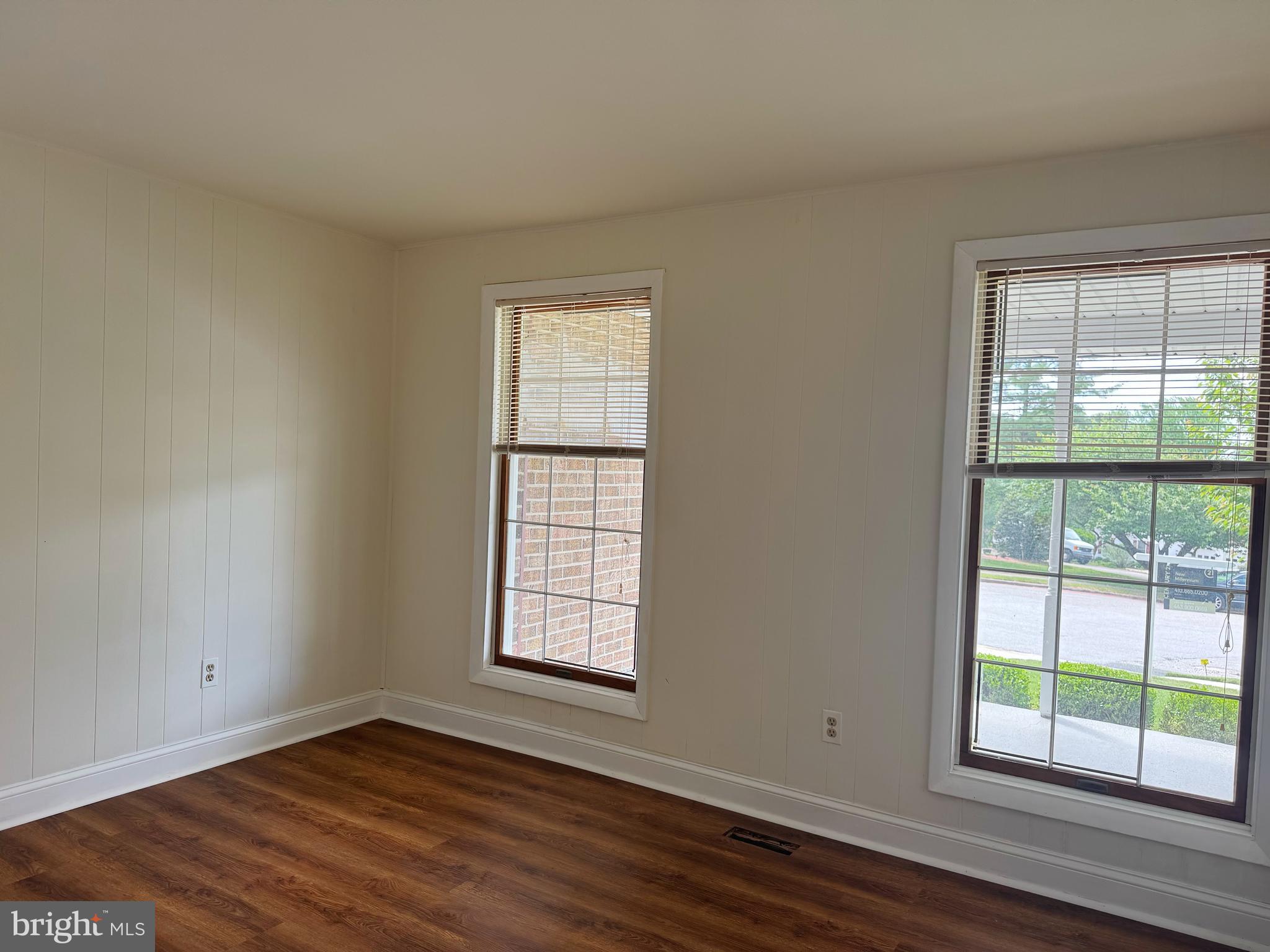 RAVENVIEW - Residential