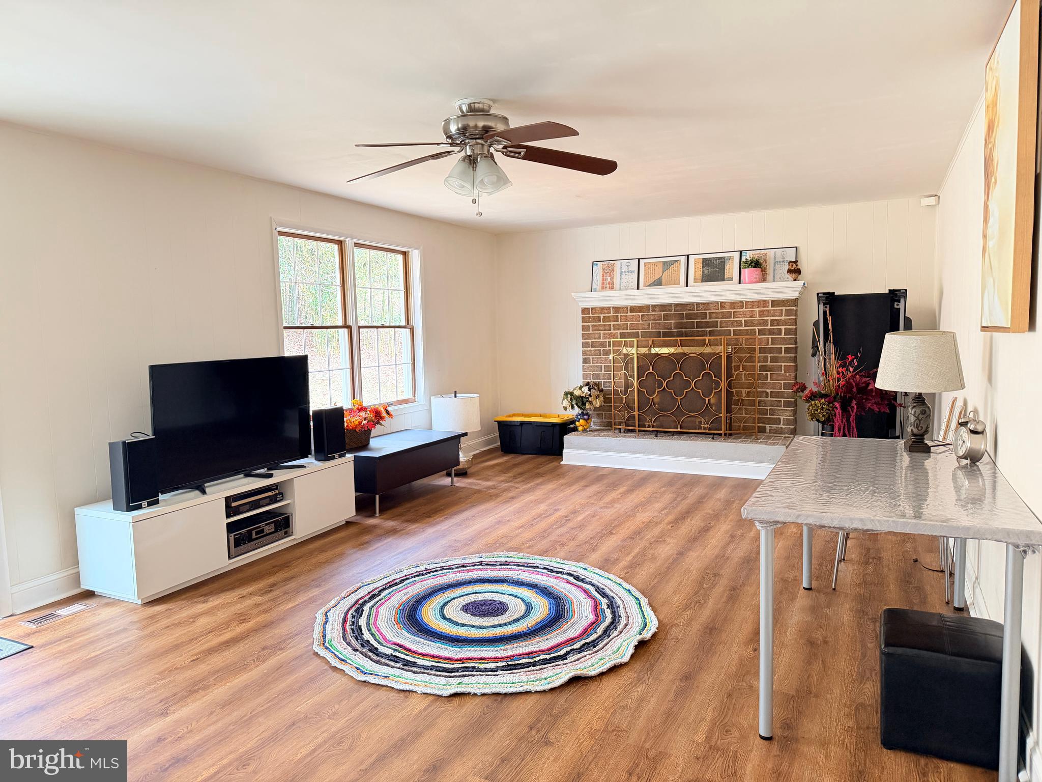 RAVENVIEW - Residential