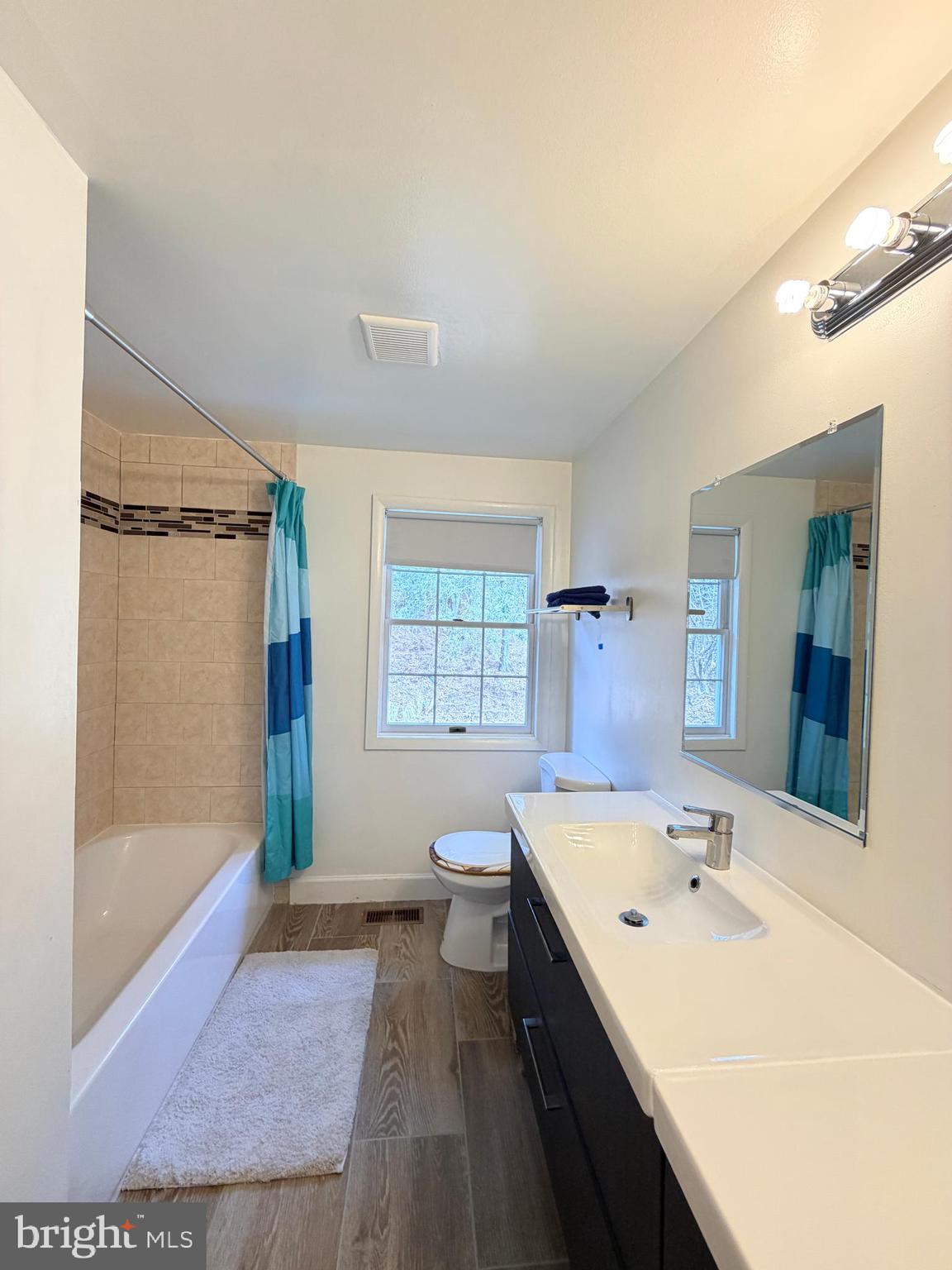 RAVENVIEW - Residential