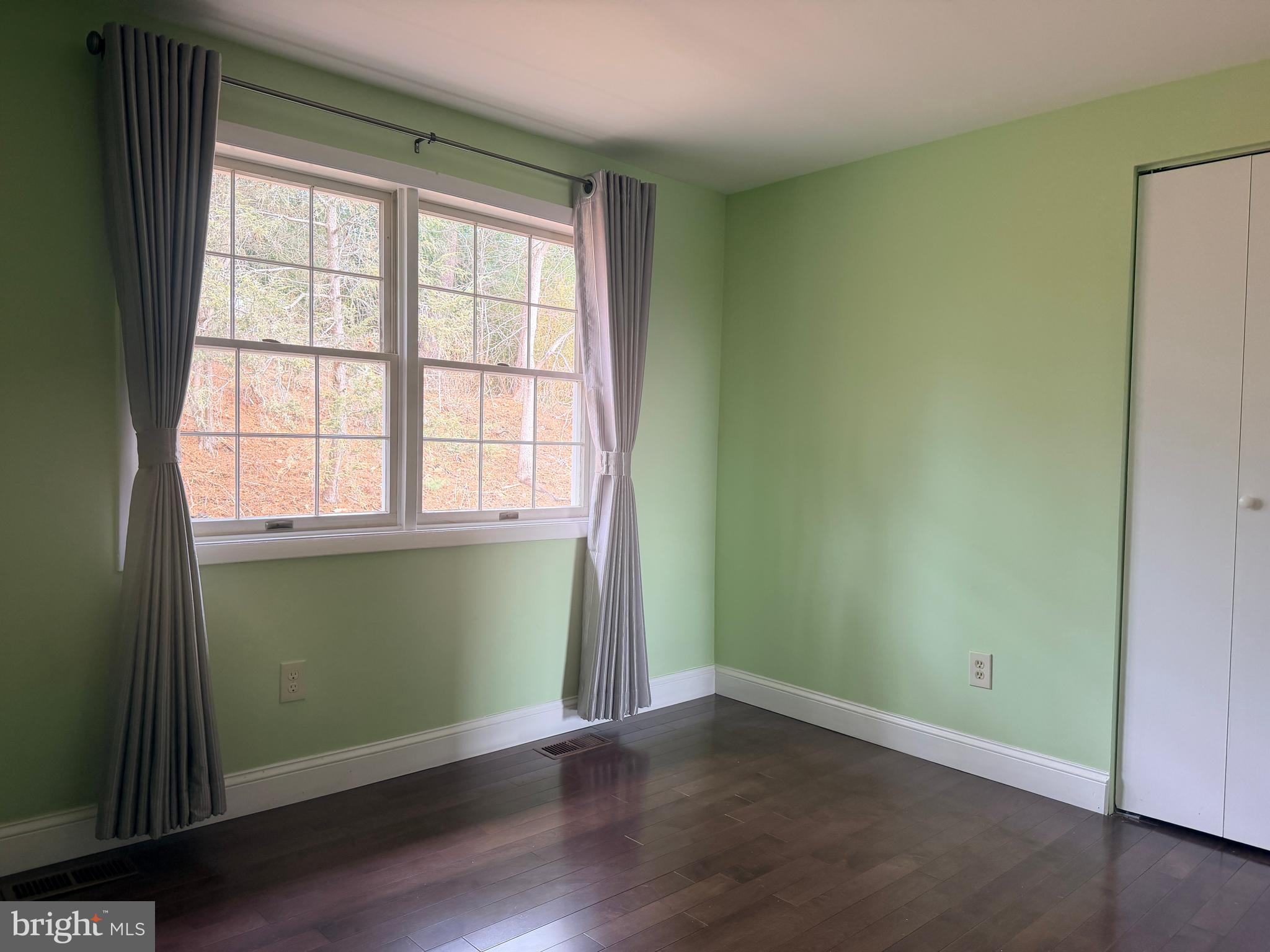 RAVENVIEW - Residential