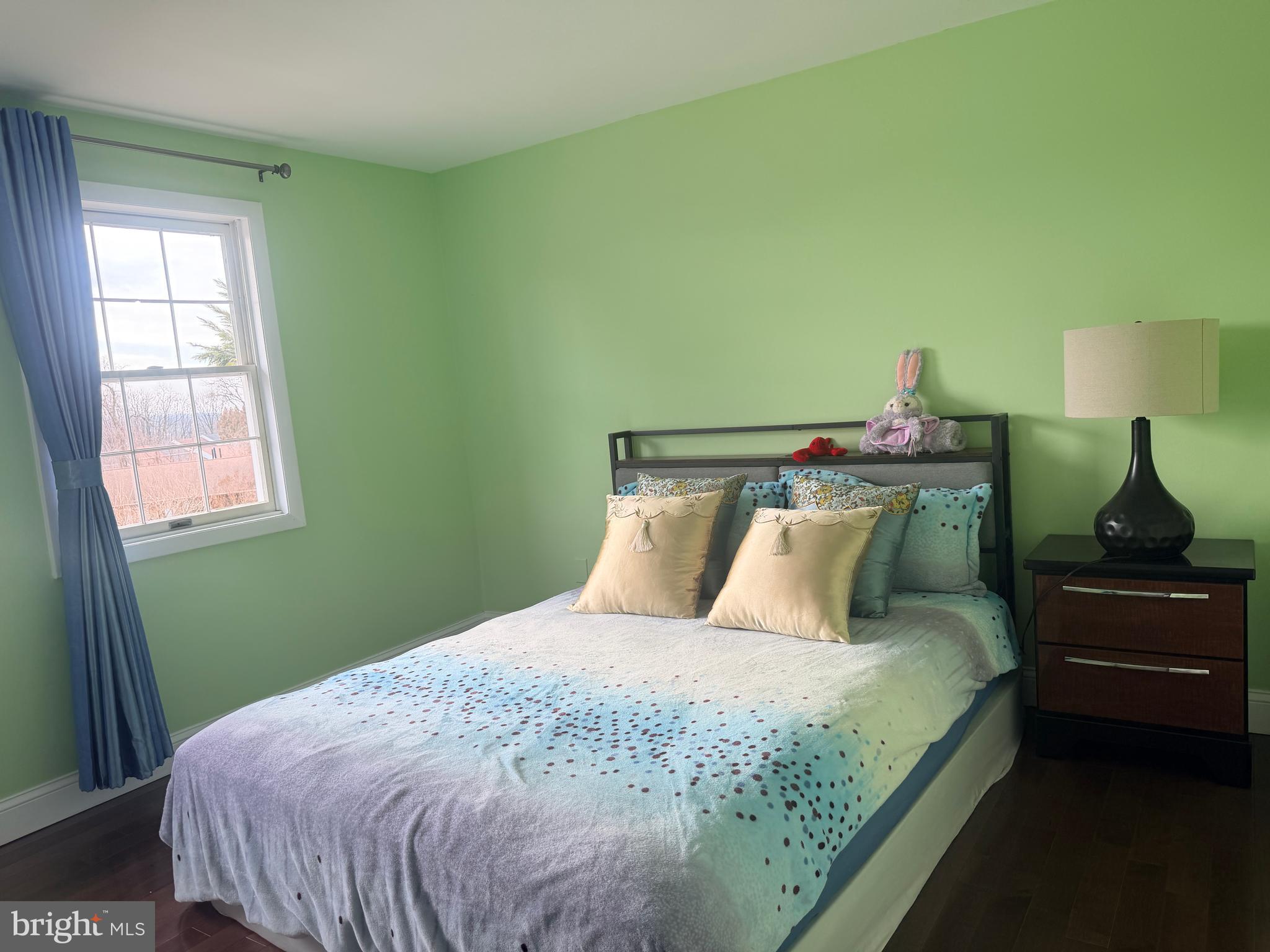 RAVENVIEW - Residential