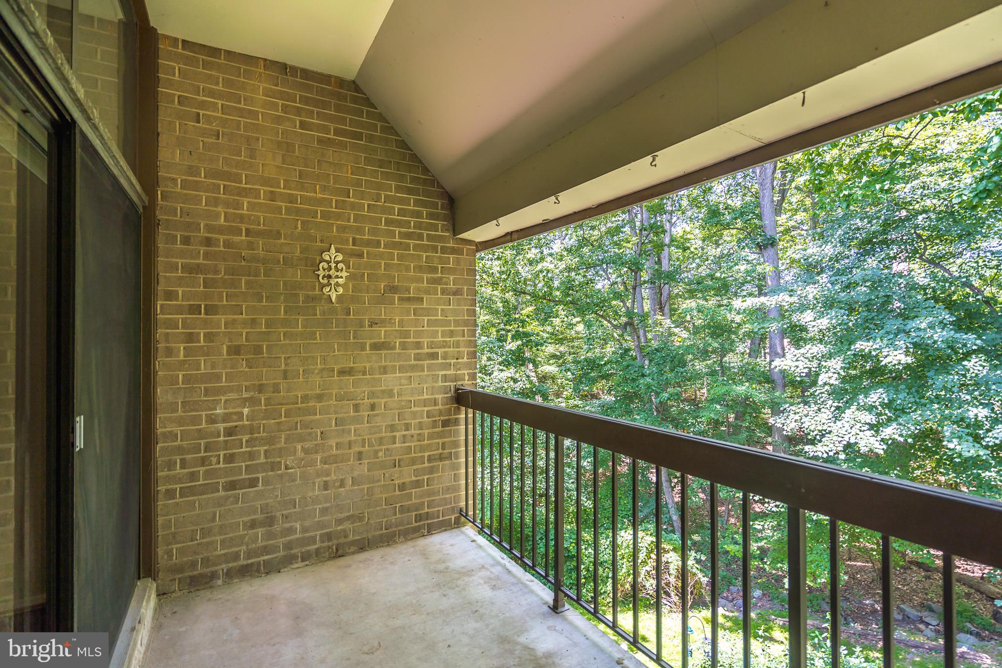 BENTANA PARK - Residential