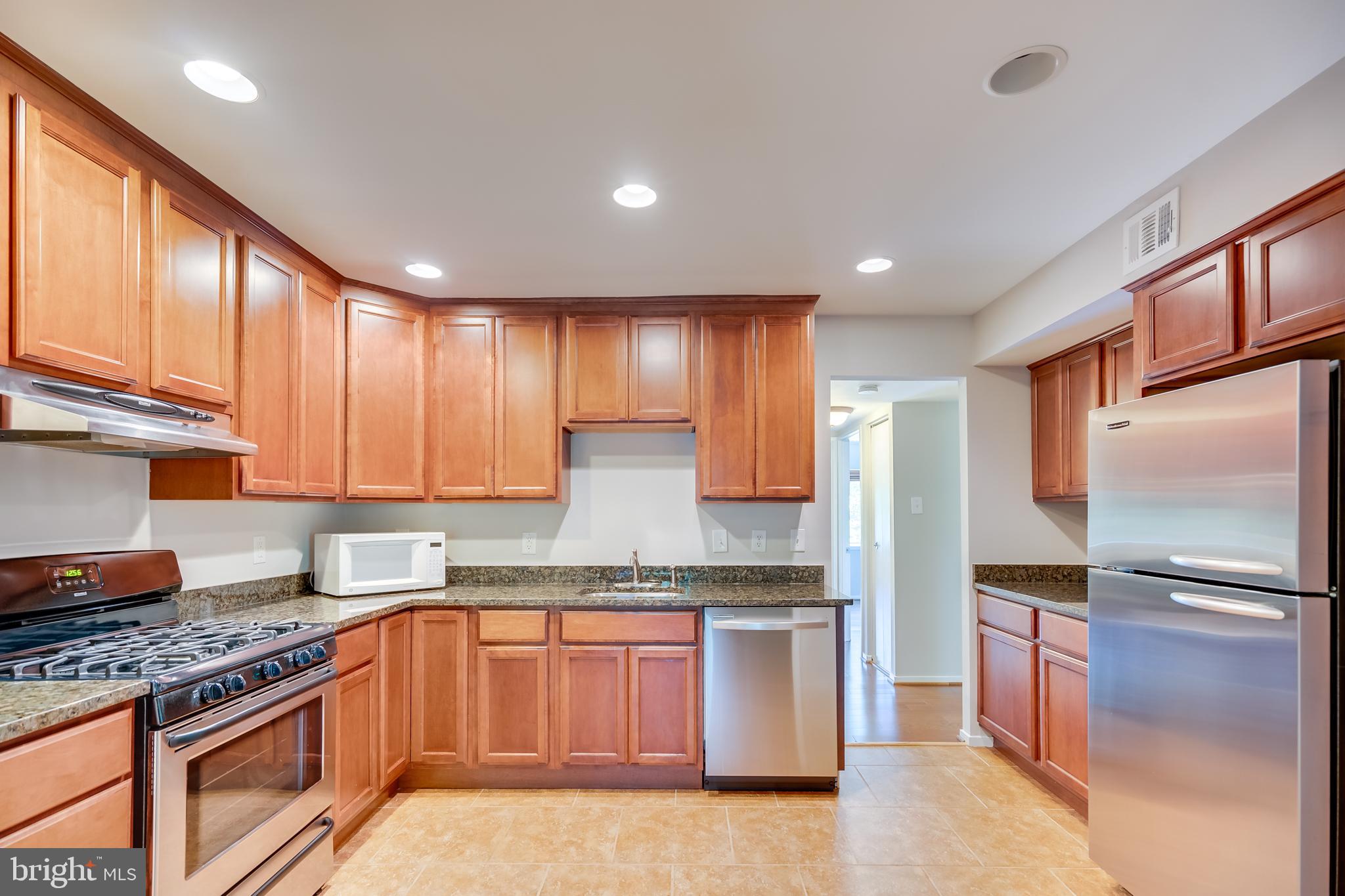 BENTANA PARK - Residential