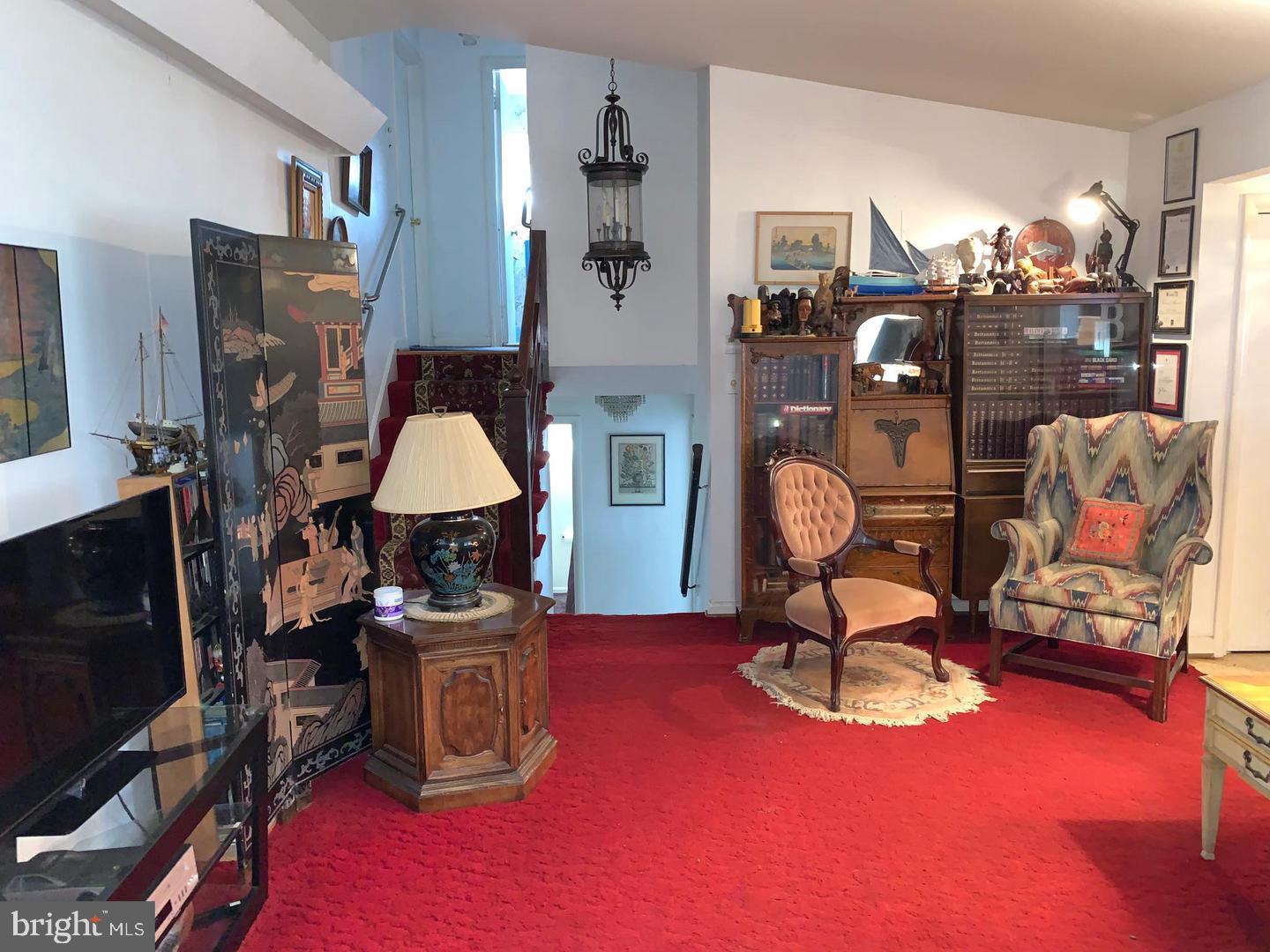 LAYTON HALL - Residential Lease