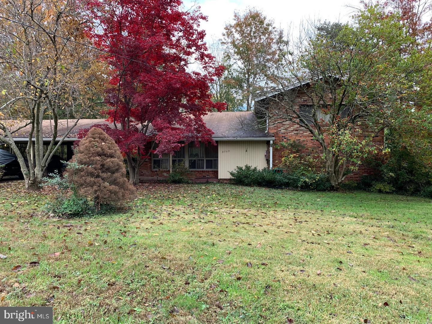 LAYTON HALL - Residential Lease