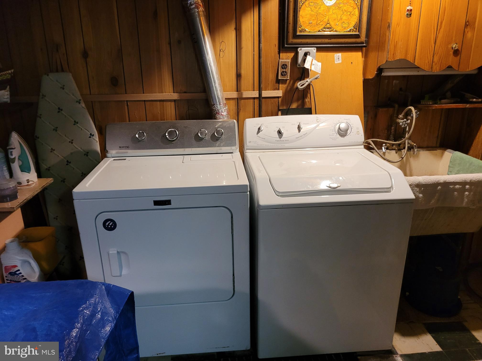 LAYTON HALL - Residential Lease