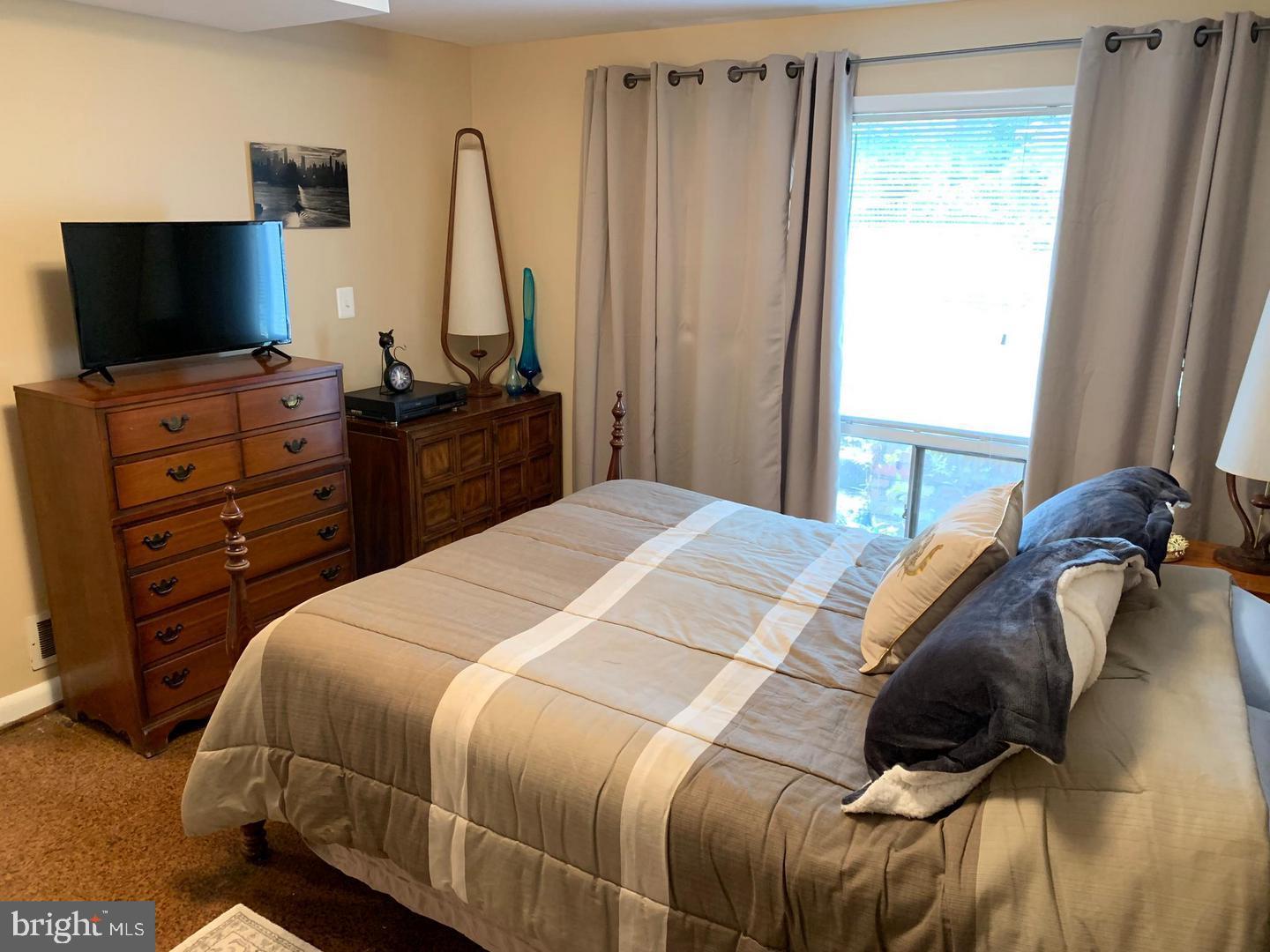 LAYTON HALL - Residential Lease