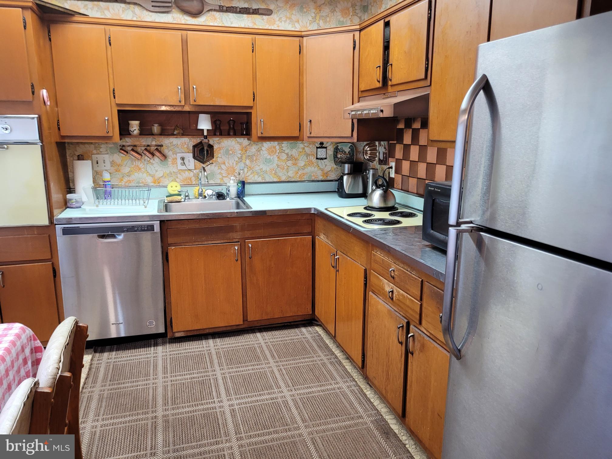 LAYTON HALL - Residential Lease