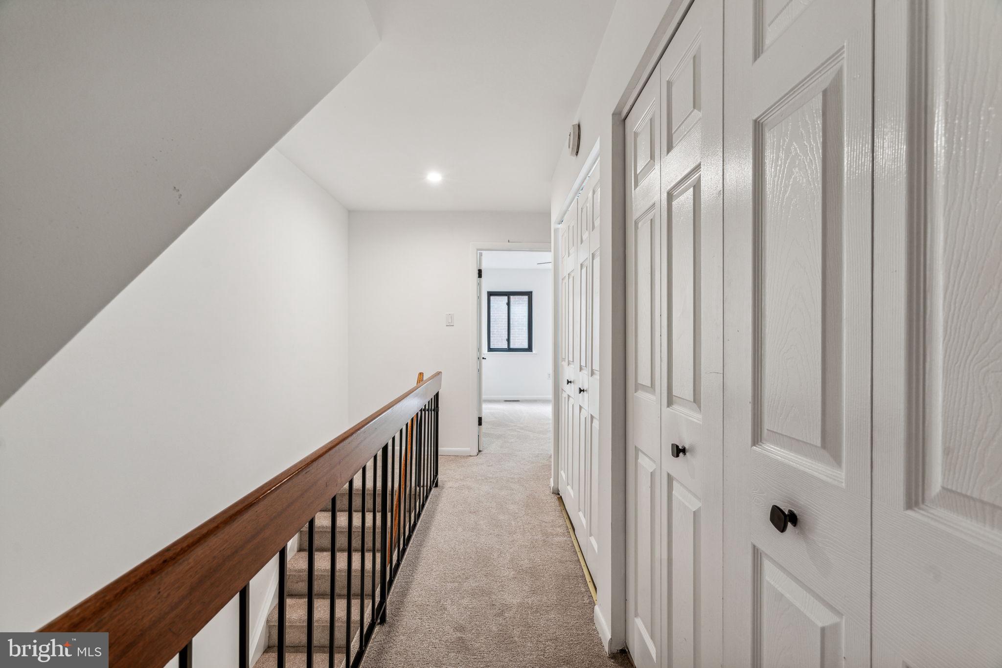 LOGAN SQUARE - Residential