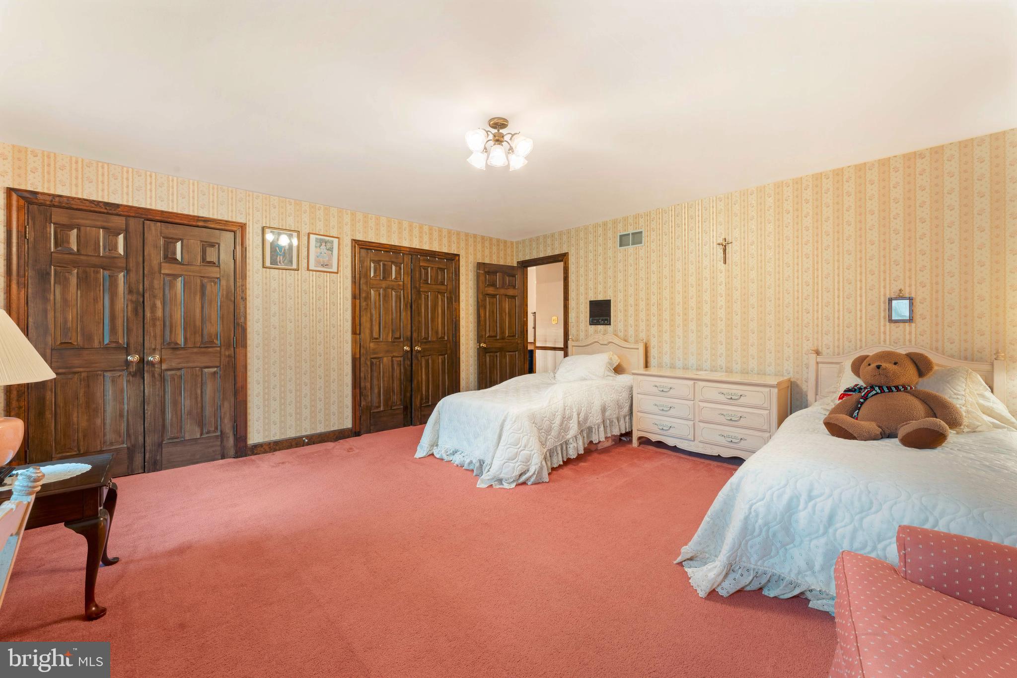 CEDAR GLEN - Residential