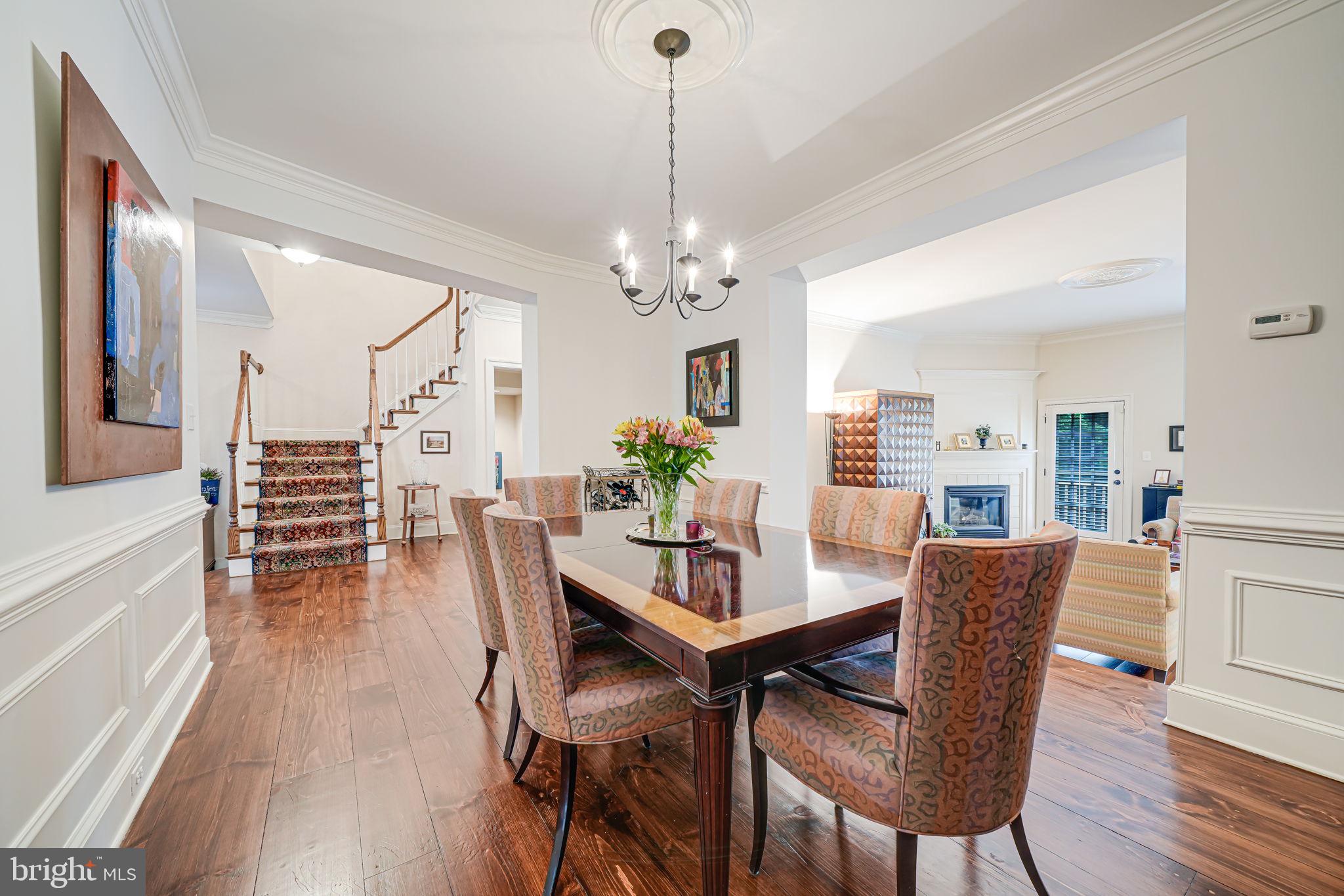 MAYFAIR OF MCLEAN - Residential