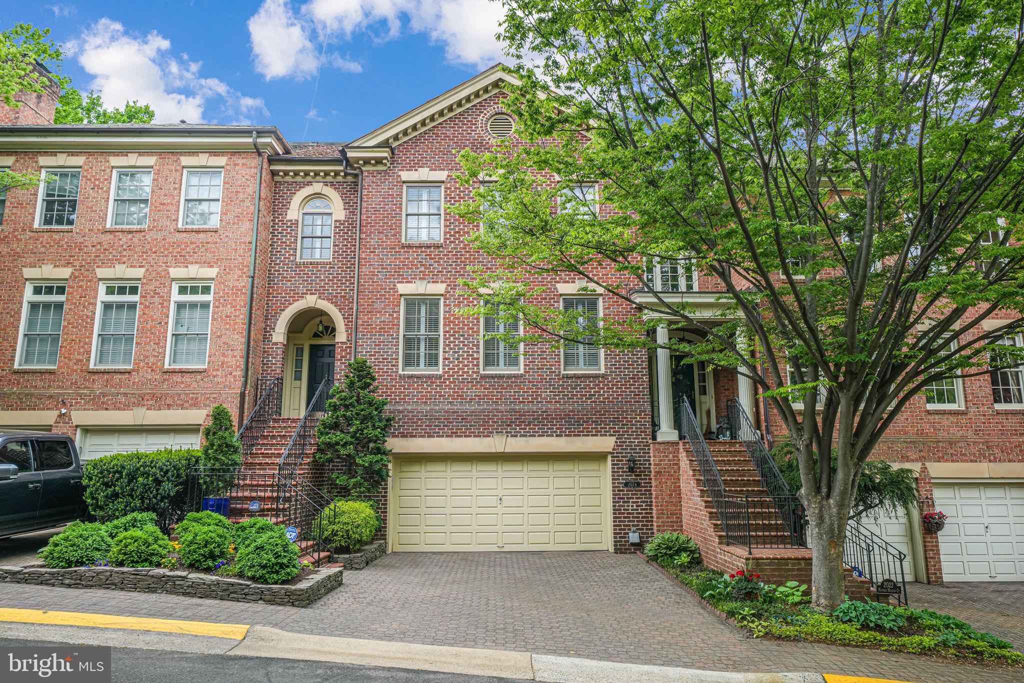 2024 MAYFAIR MCLEAN COURT