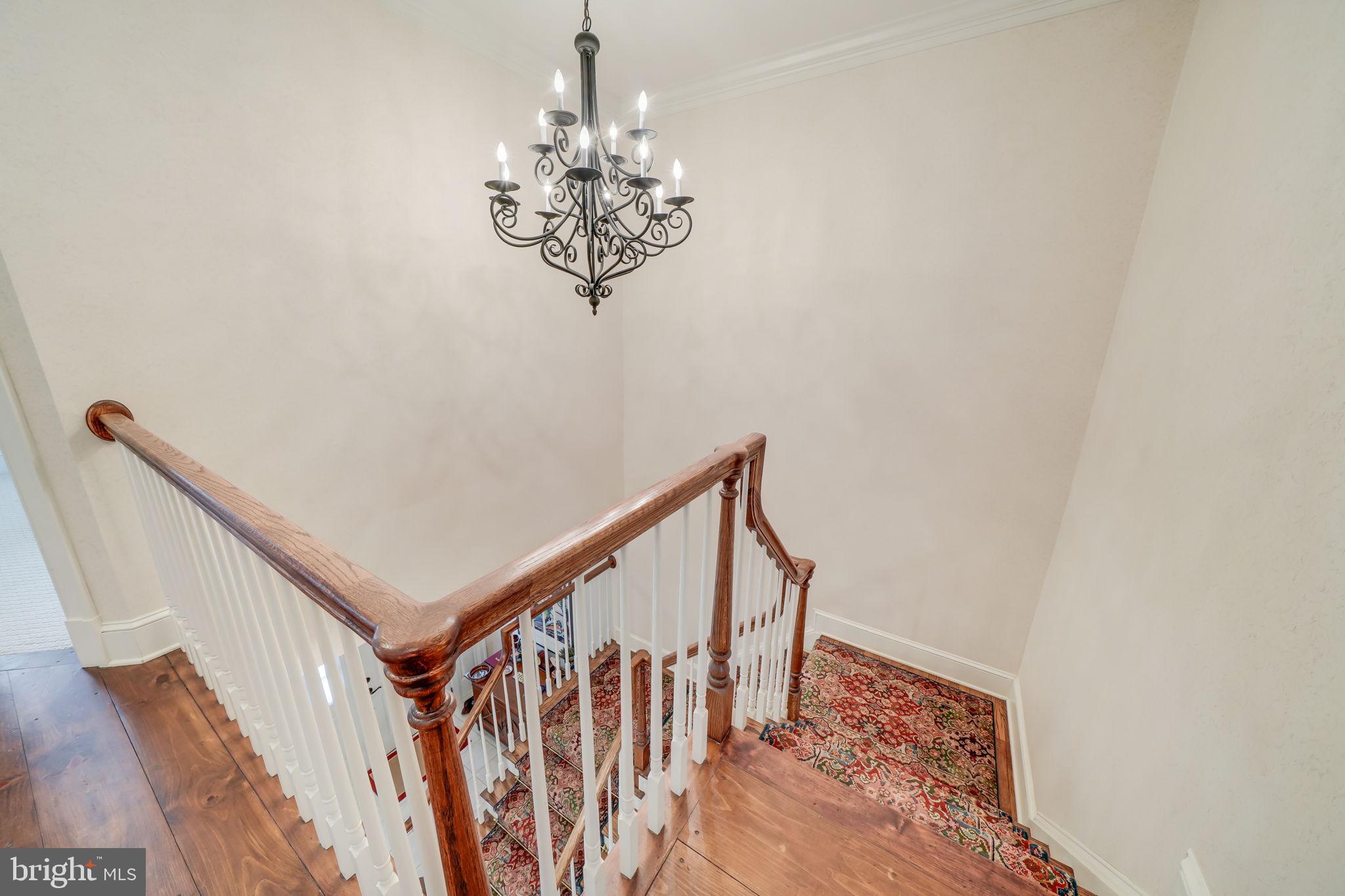 MAYFAIR OF MCLEAN - Residential