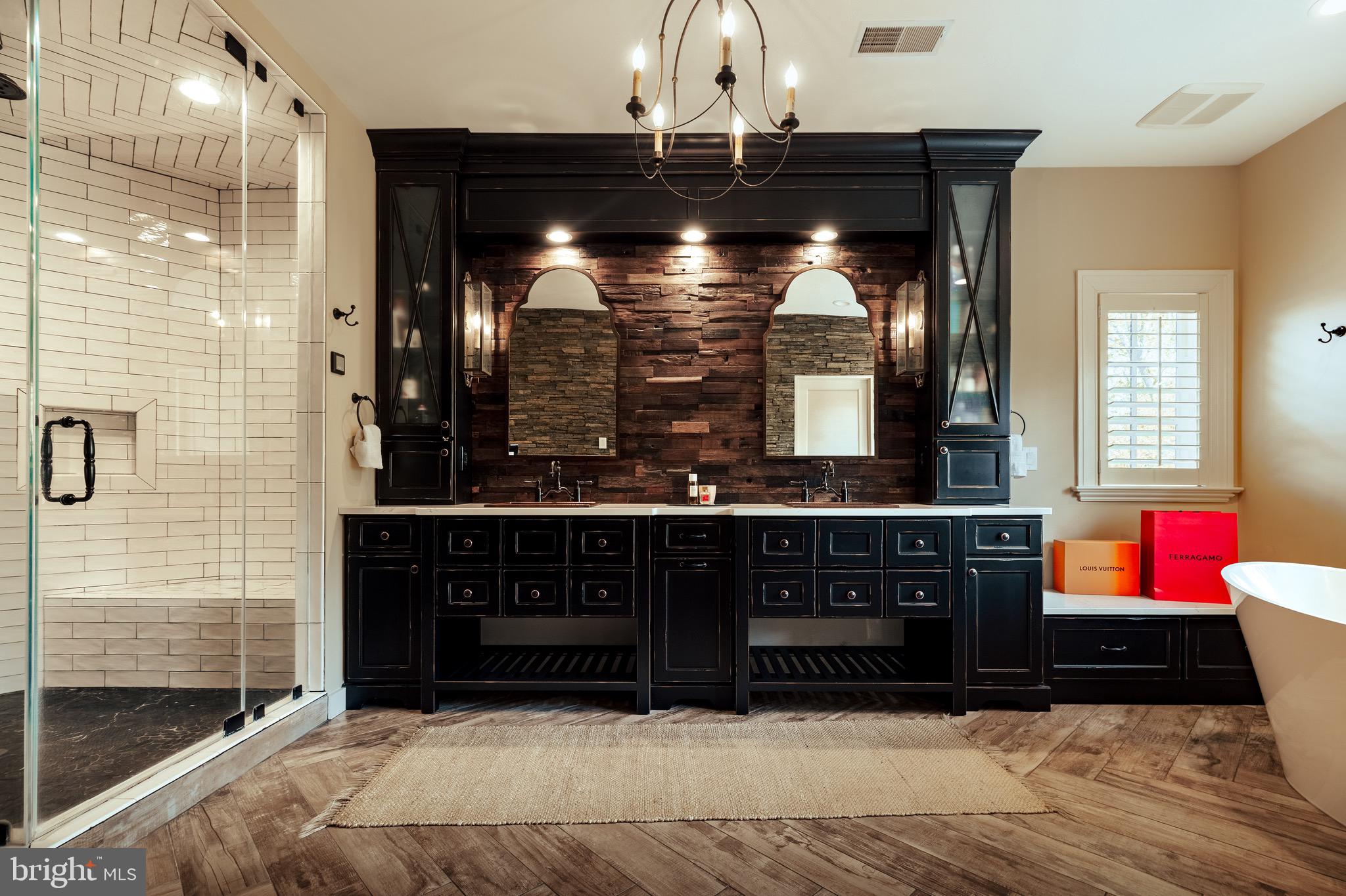 DEERFIELD FARM - Residential