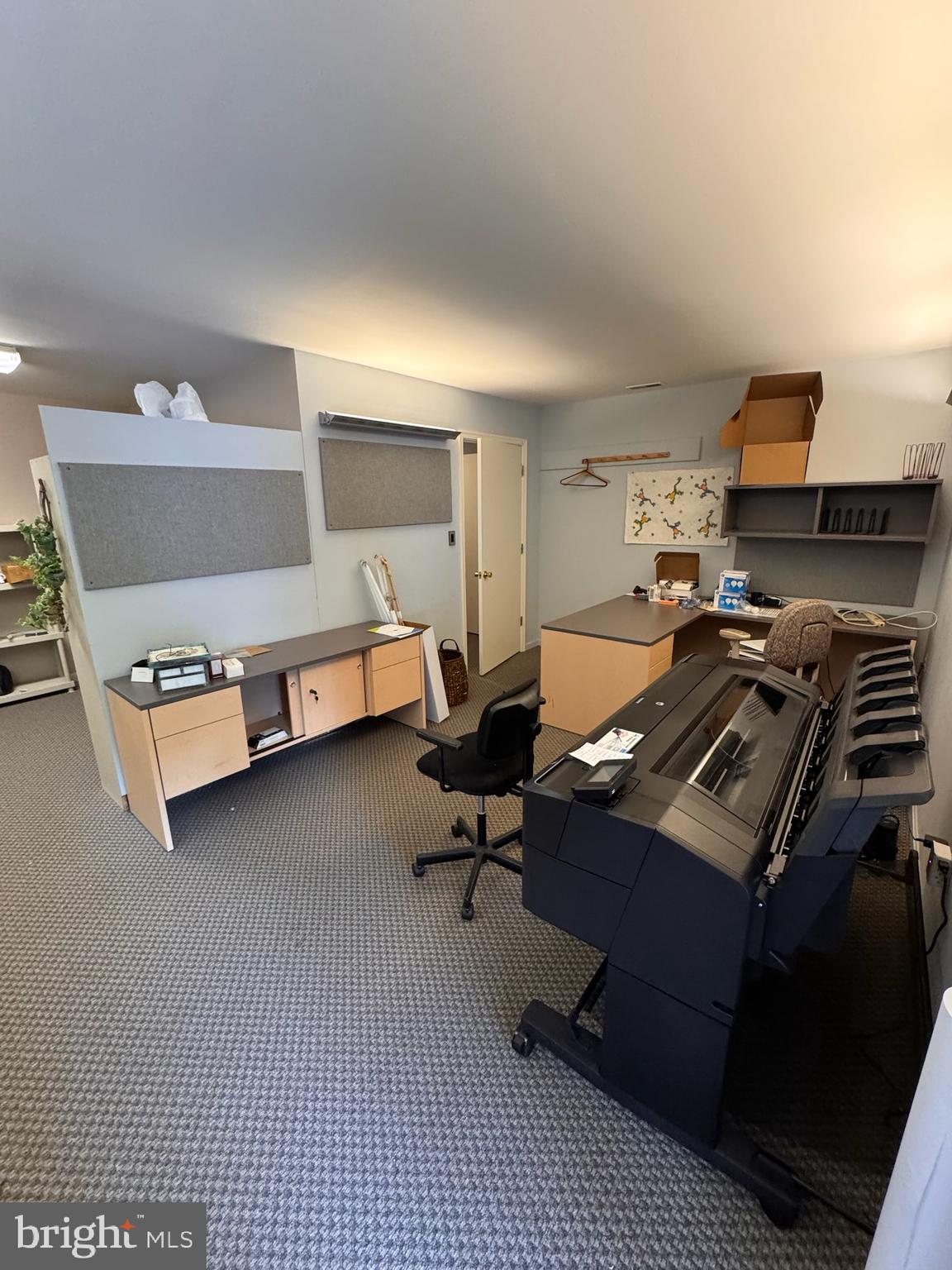 604-606 BOSLEY AVENUE SUITE D AND E