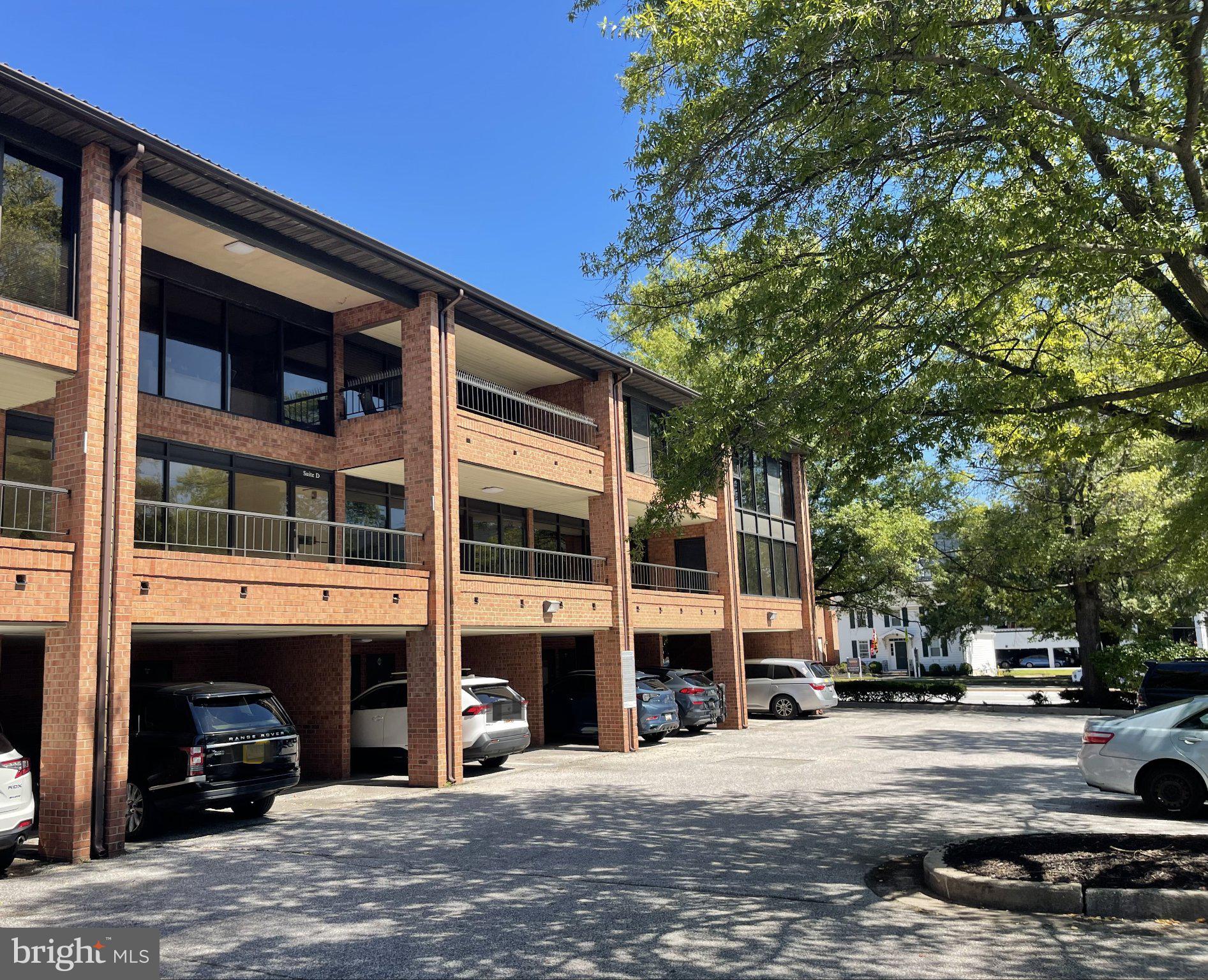 604-606 BOSLEY AVENUE SUITE D AND E