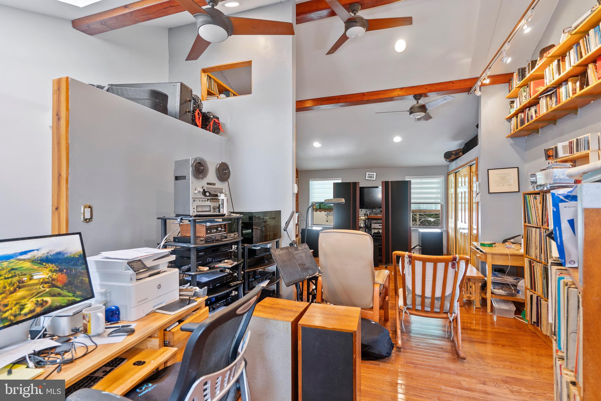 PASSYUNK SQUARE - Residential