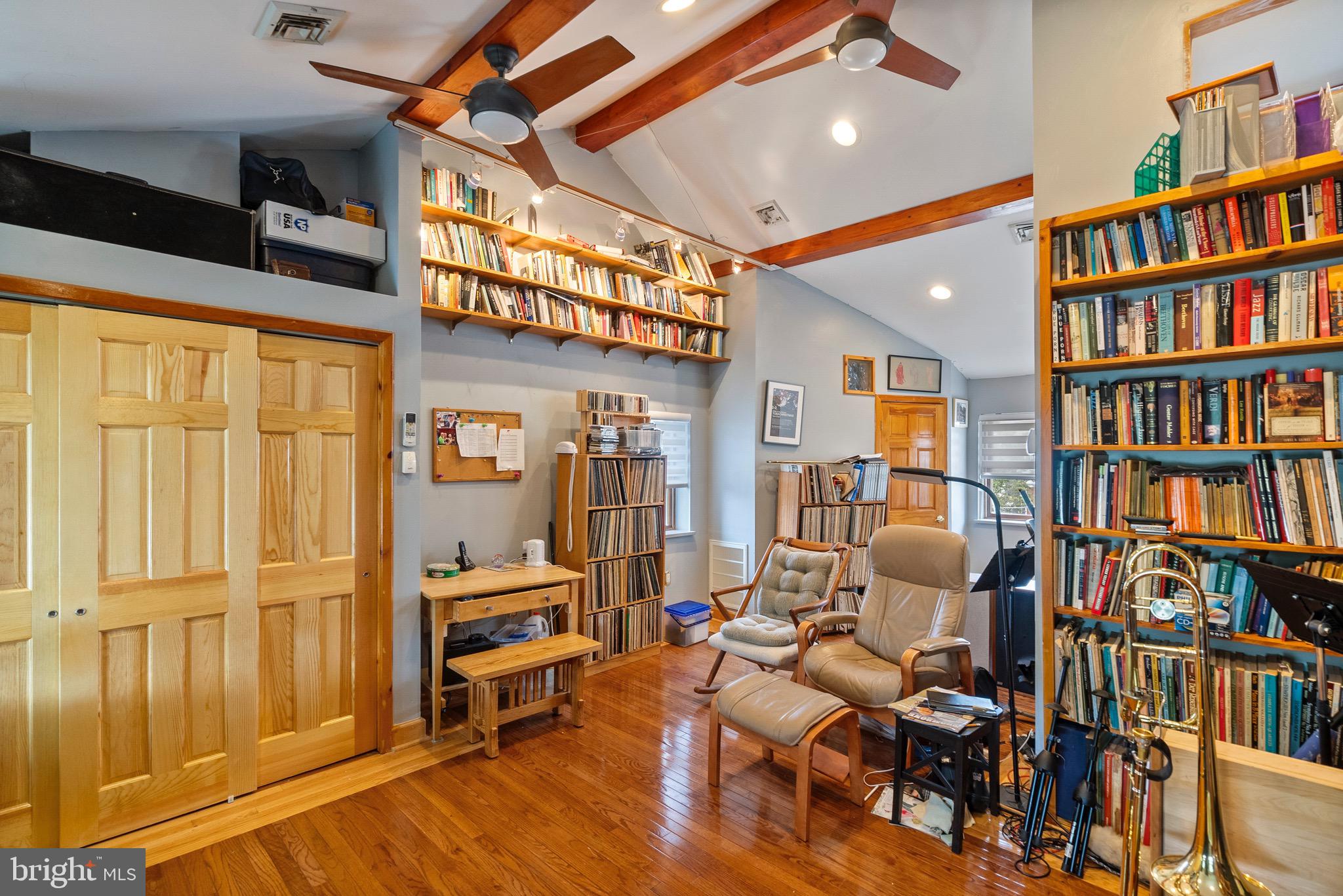 PASSYUNK SQUARE - Residential