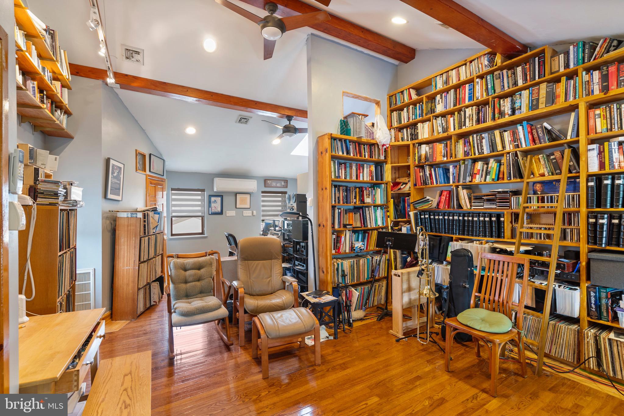 PASSYUNK SQUARE - Residential