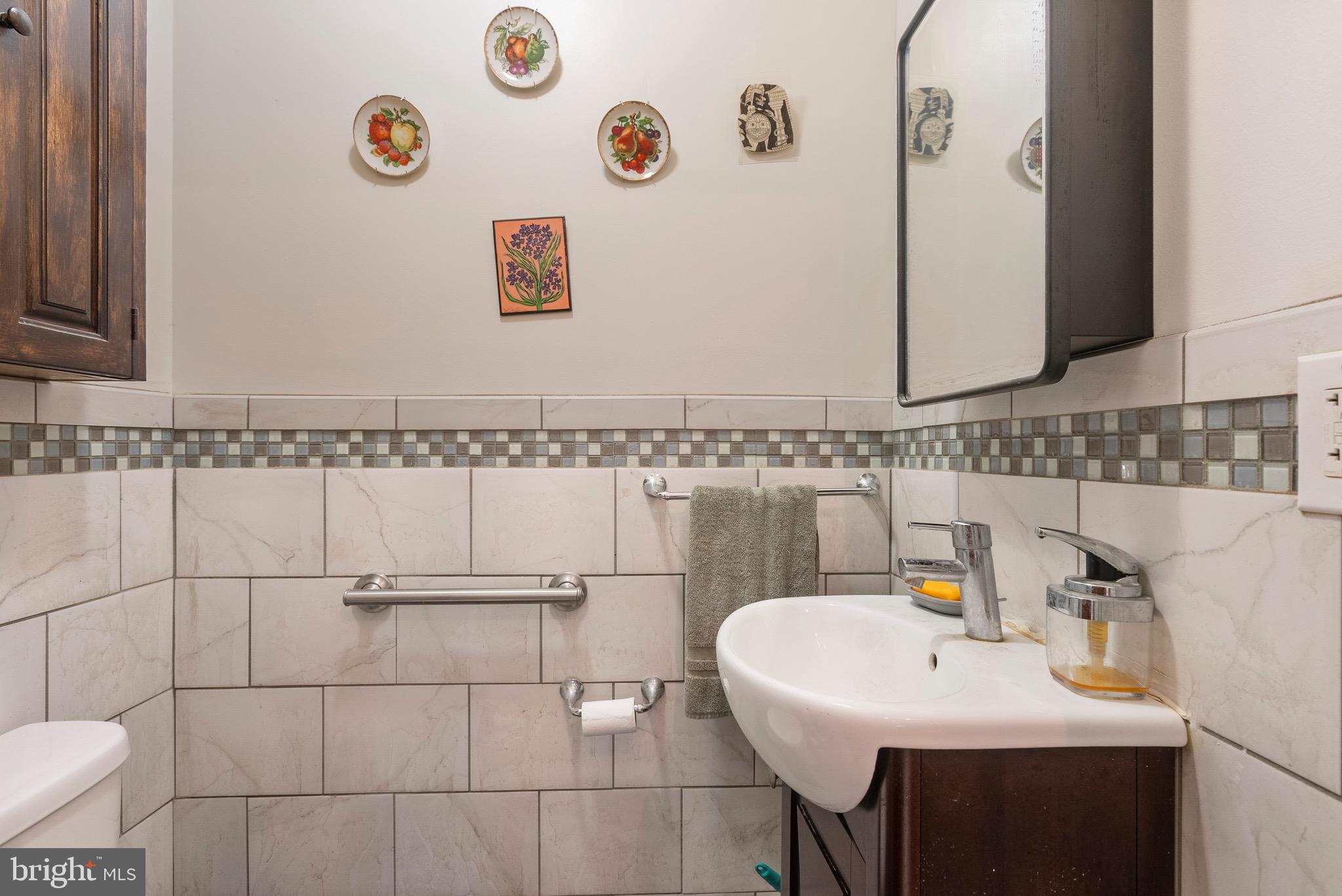 PASSYUNK SQUARE - Residential