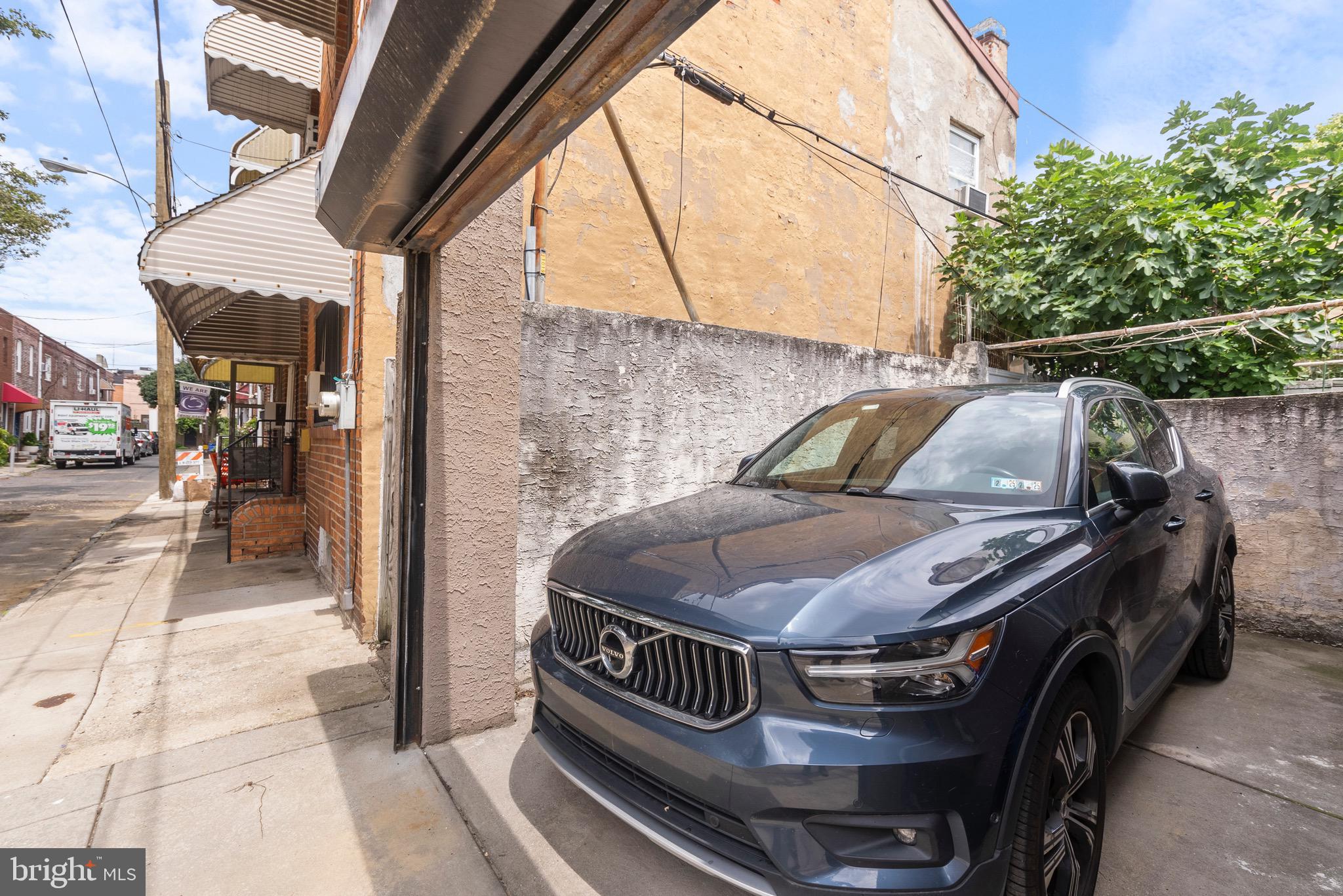 PASSYUNK SQUARE - Residential