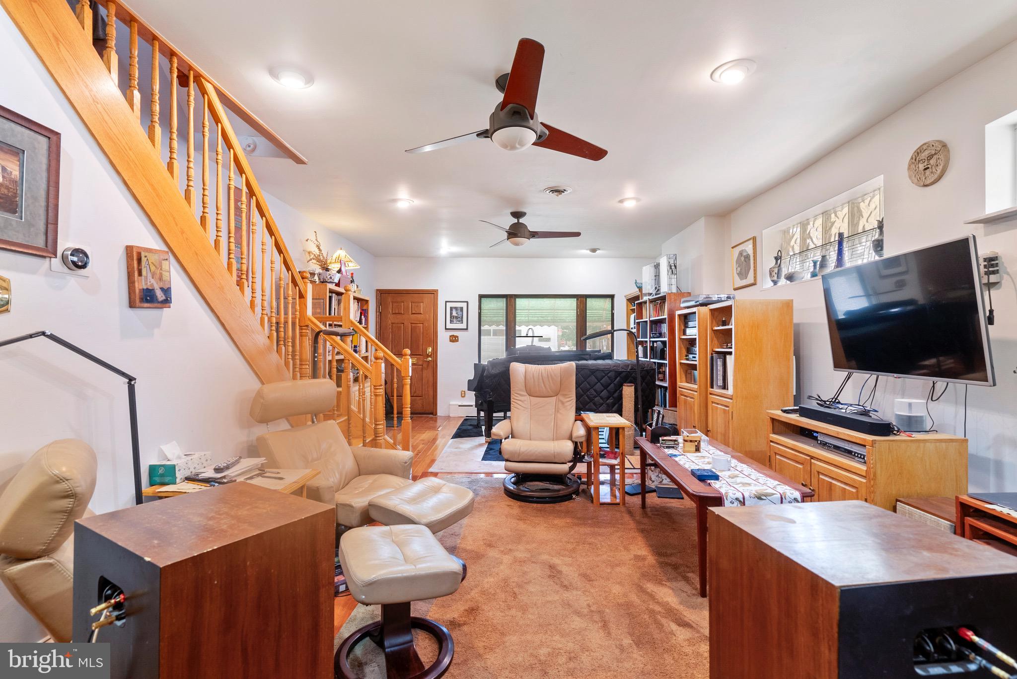 PASSYUNK SQUARE - Residential