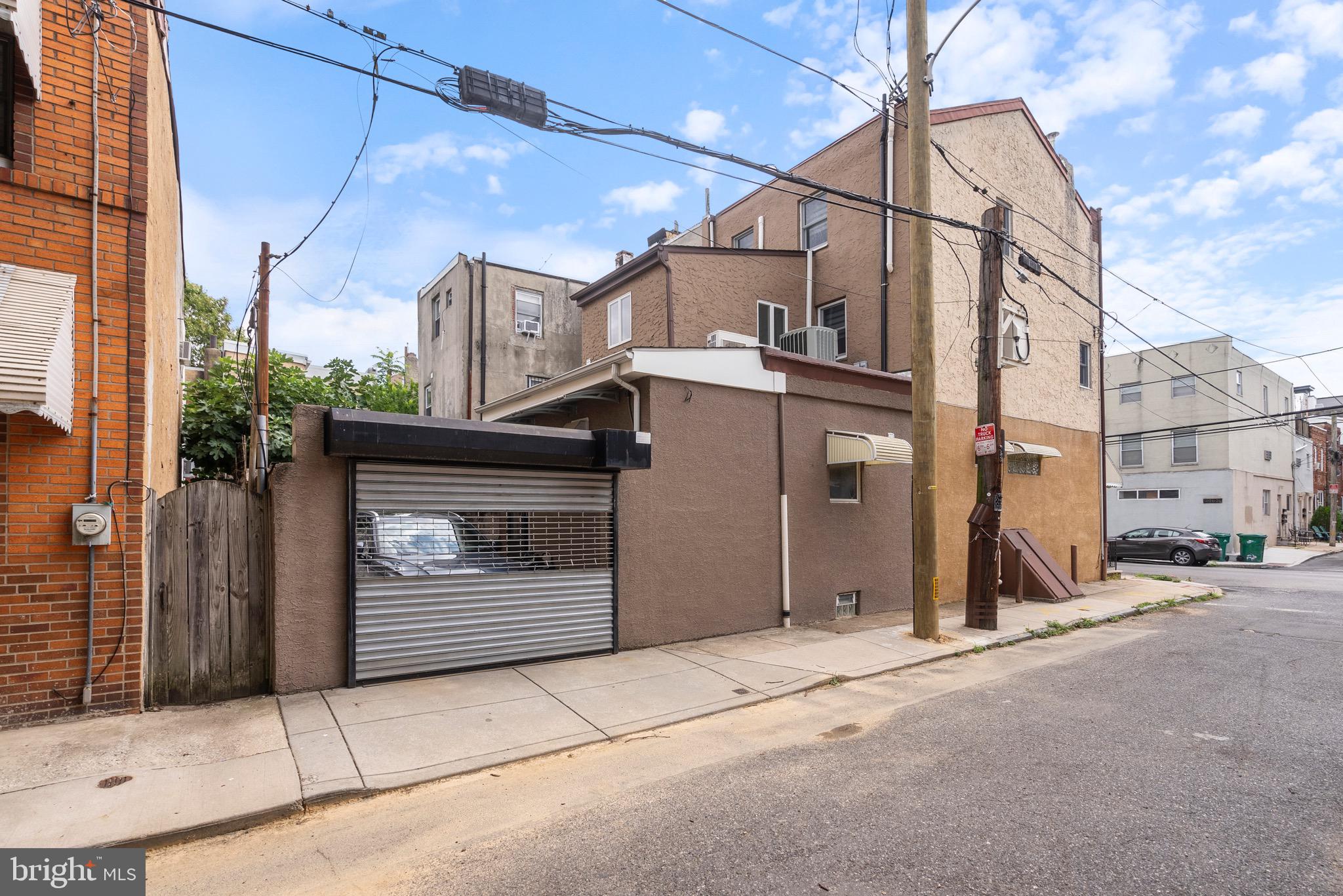 PASSYUNK SQUARE - Residential