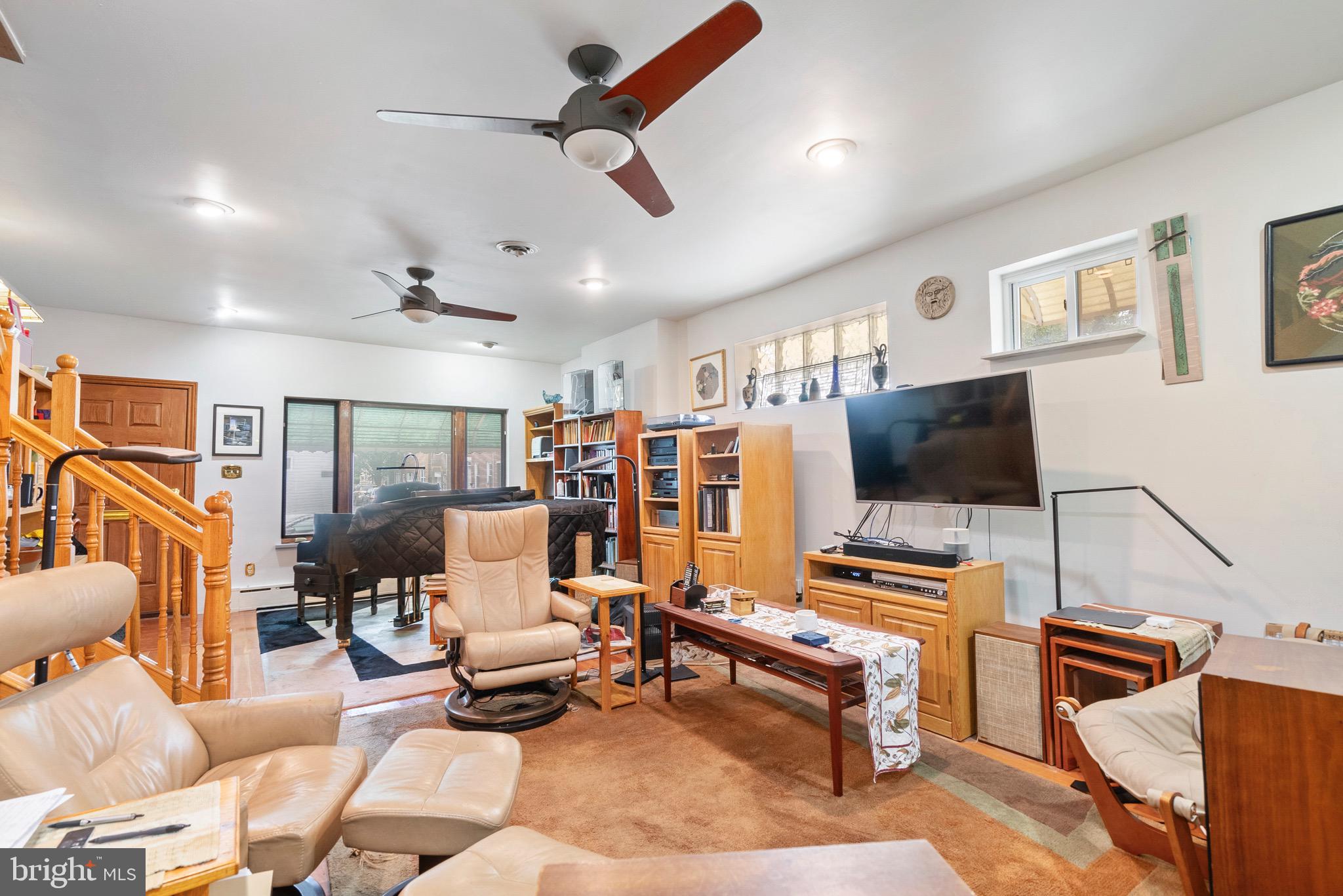 PASSYUNK SQUARE - Residential