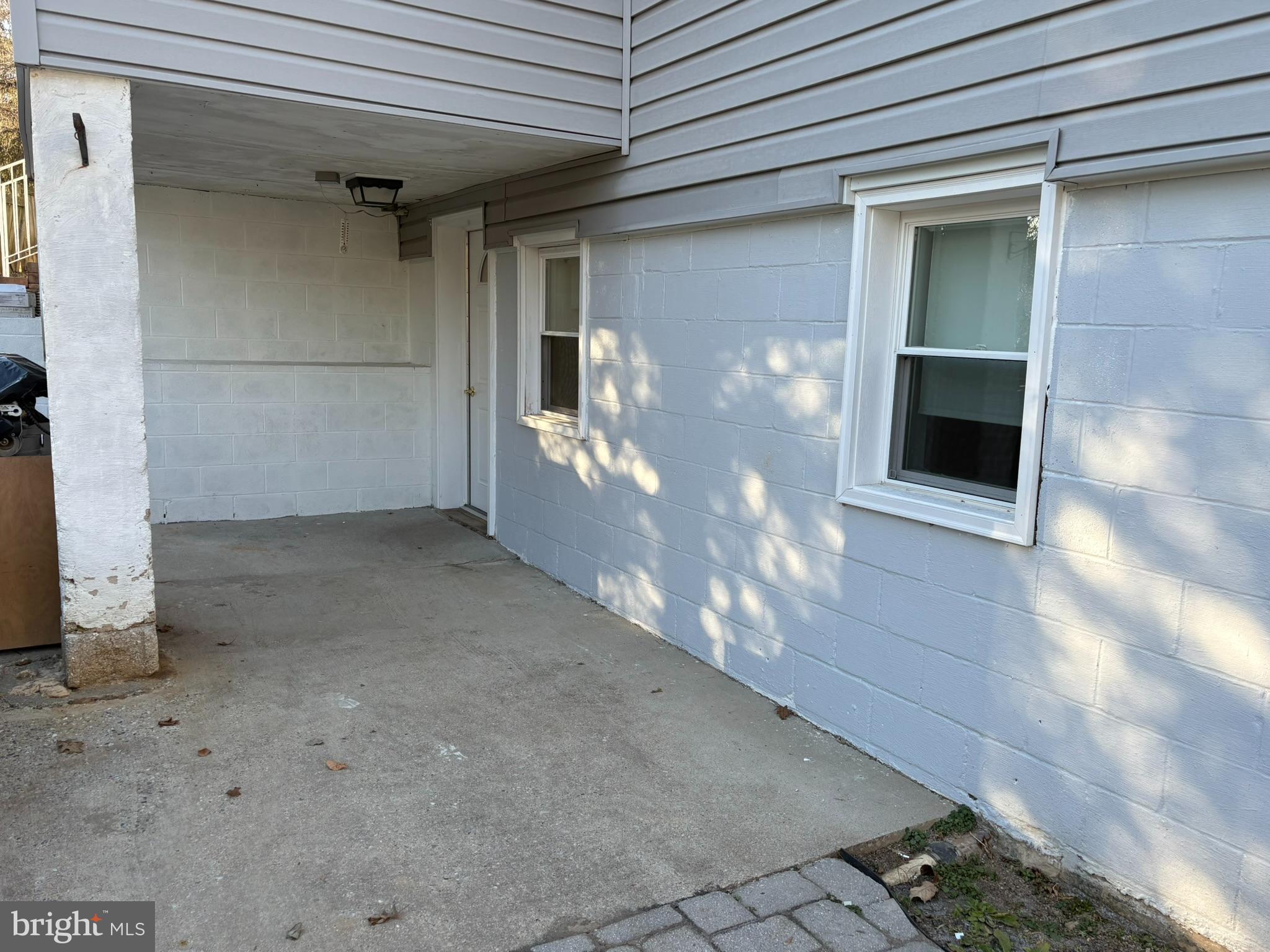 2851 NEW WINDSOR ROAD