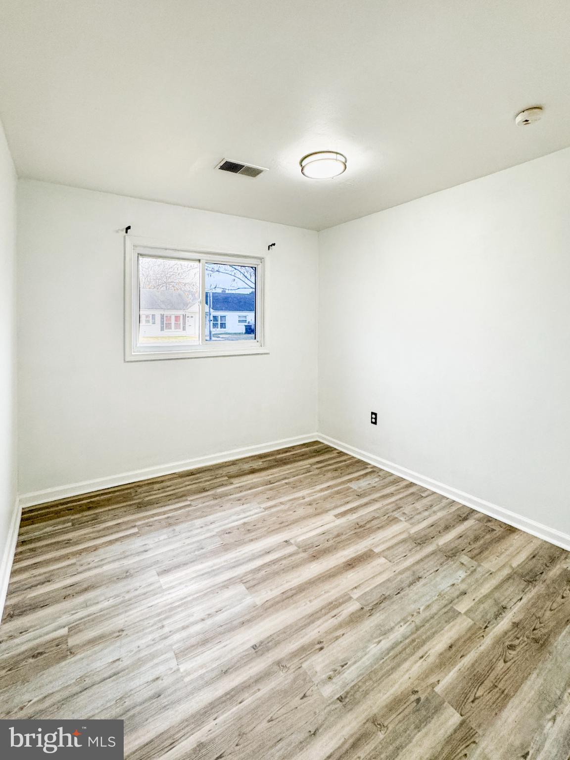 SIMONDS GARDENS - Residential