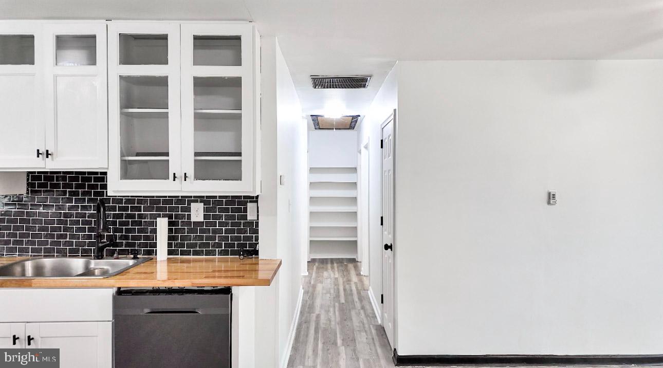 SIMONDS GARDENS - Residential