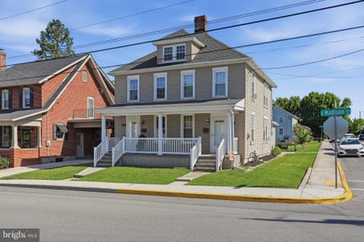 254-256 E MADISON STREET GREENCASTLE PA 17225