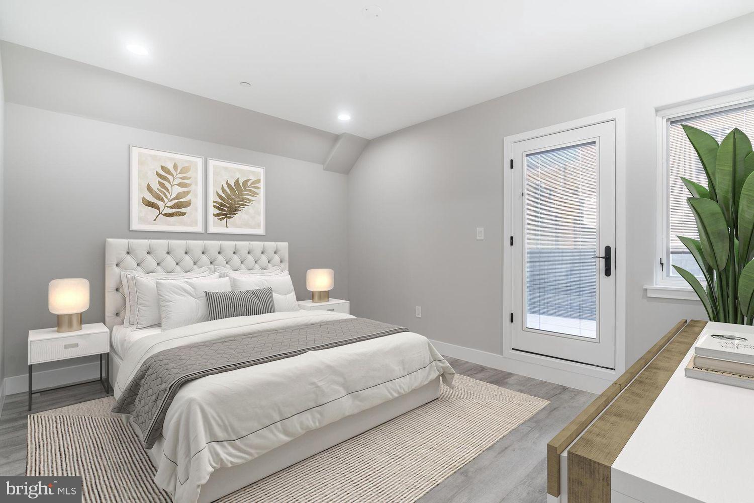 GRADUATE HOSPITAL - Residential Income