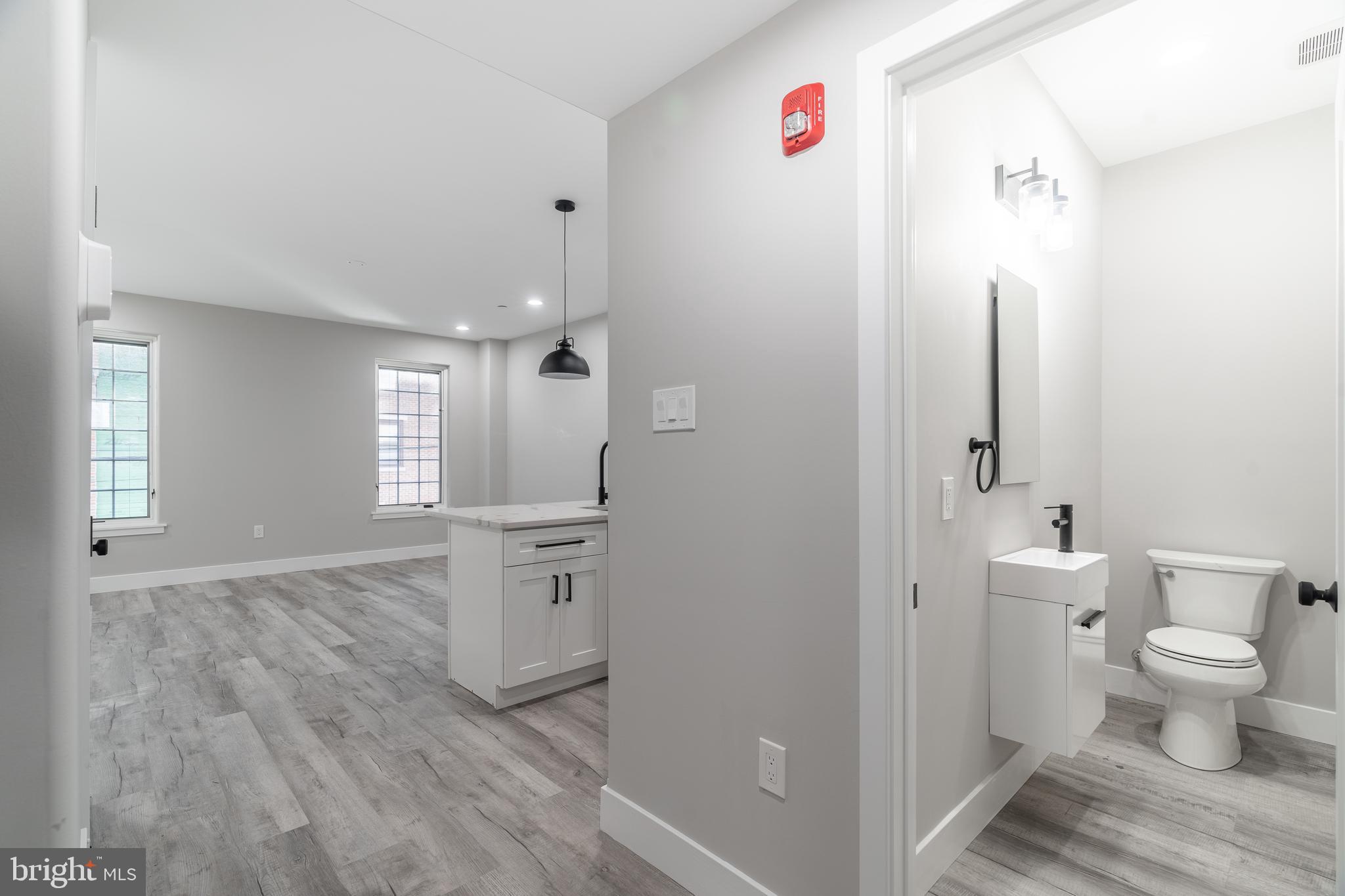 GRADUATE HOSPITAL - Residential Income