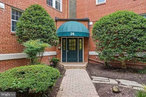 26 S Old Glebe Road Unit 203-B, Arlington, VA MLS: VAAR2077730
