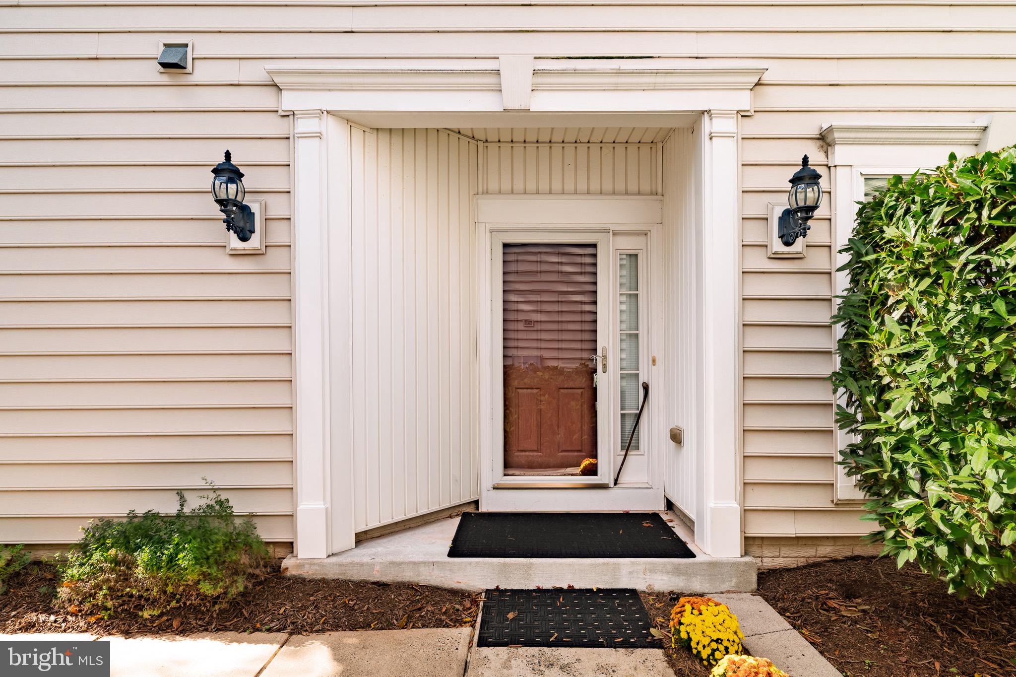 20698 CRESCENT POINTE PLACE