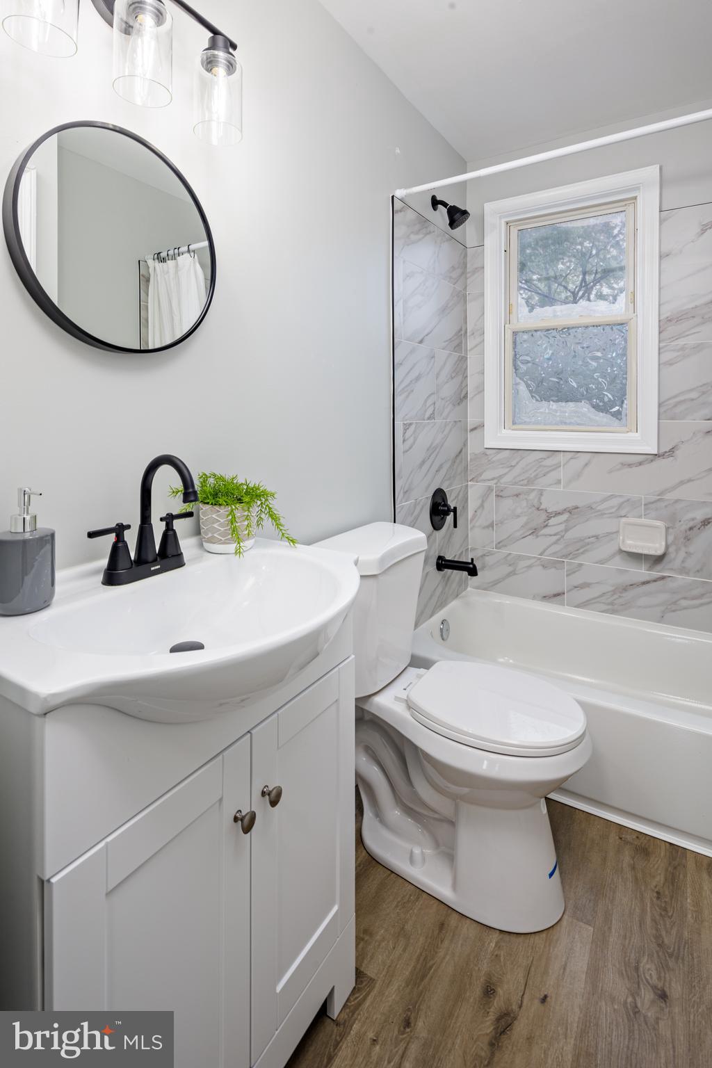 EASTFIELD - Residential