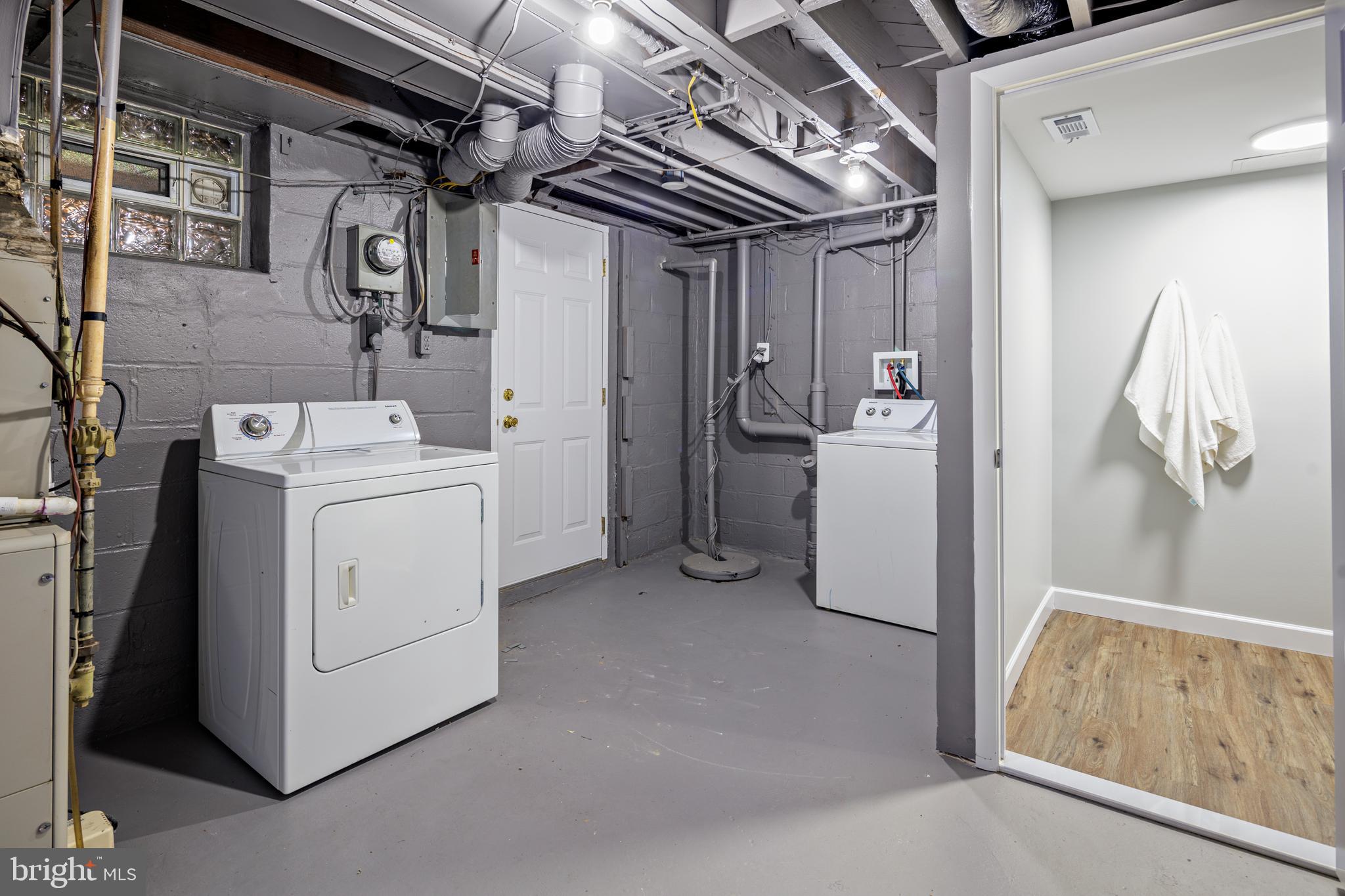 EASTFIELD - Residential