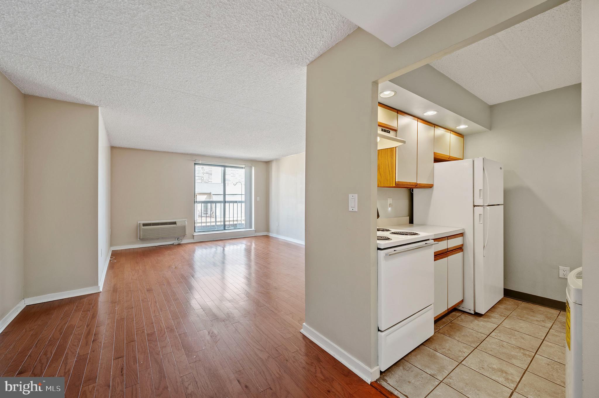 SOCIETY HILL - Residential