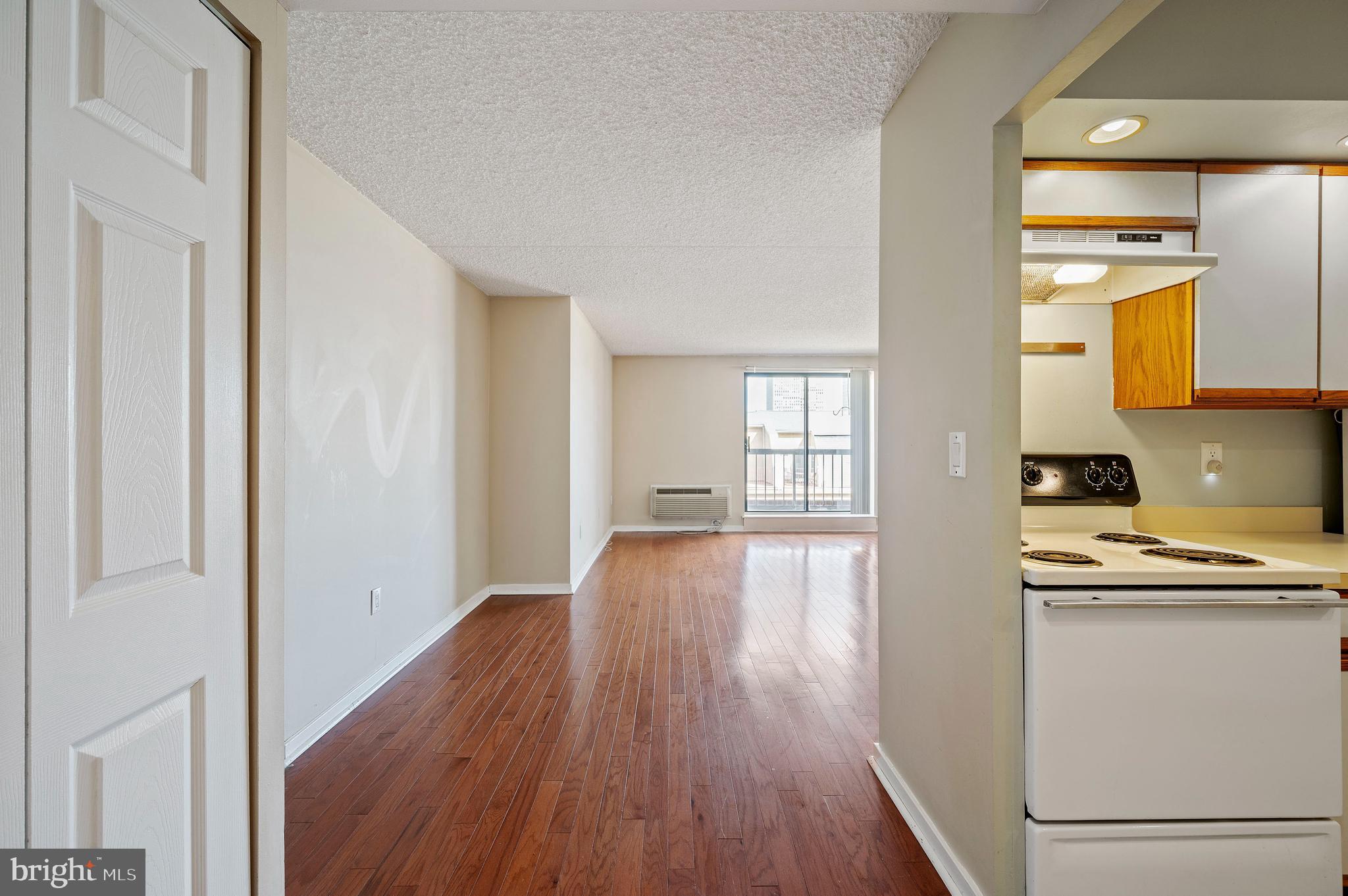 SOCIETY HILL - Residential