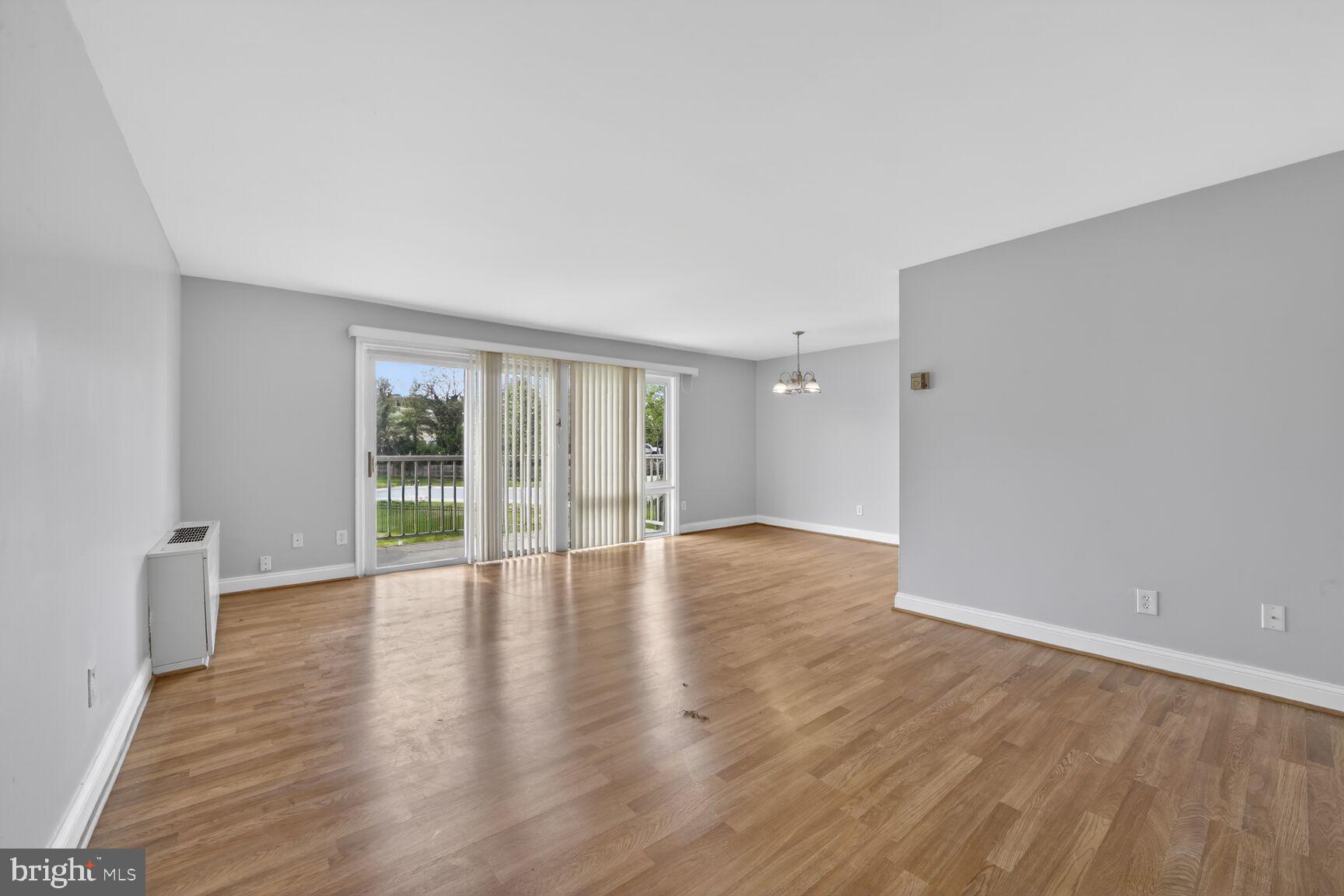 HYATTSVILLE - Residential